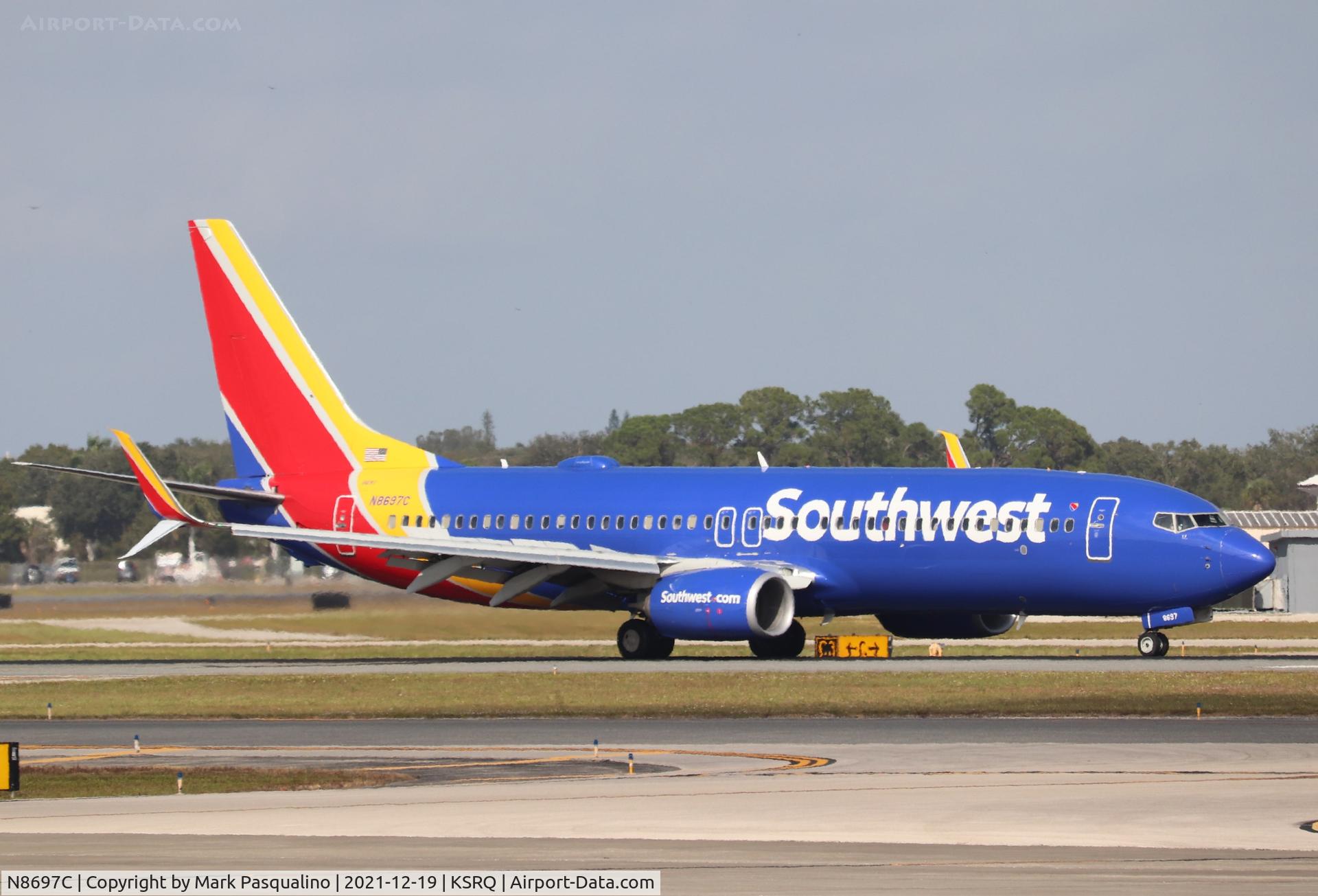 N8697C, 2016 Boeing 737-8H4 C/N 36728, Boeing 737-8H4