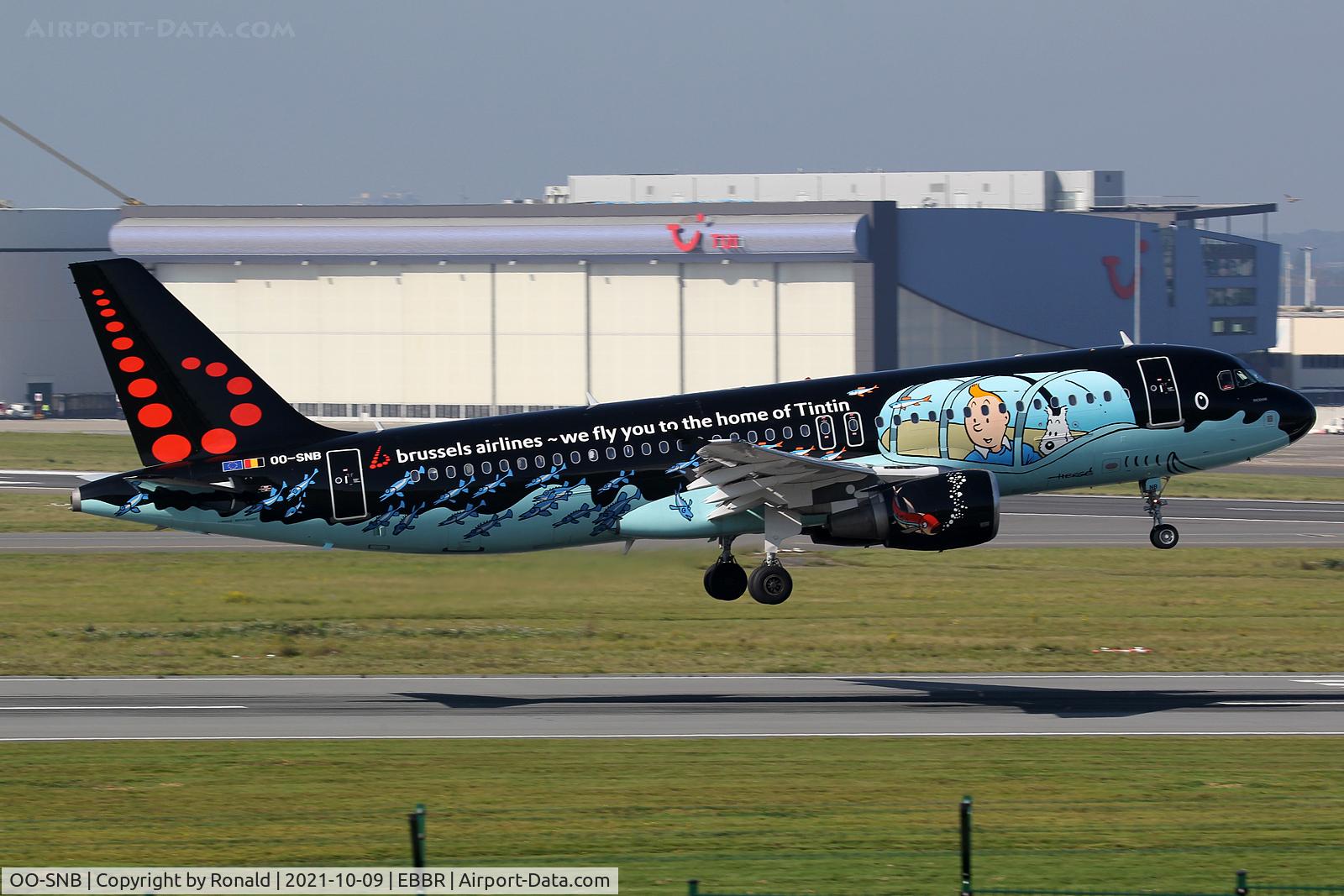 OO-SNB, 2001 Airbus A320-214 C/N 1493, at bru