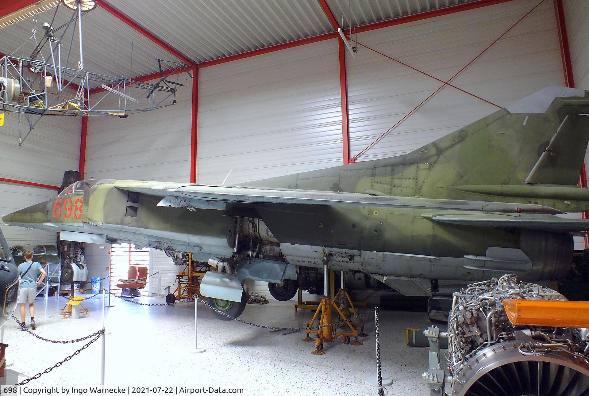 698, Mikoyan-Gurevich MiG-23BN C/N 0393214214, Mikoyan i Gurevich MiG-23BN FLOGGER-H at the Flugausstellung P. Junior, Hermeskeil