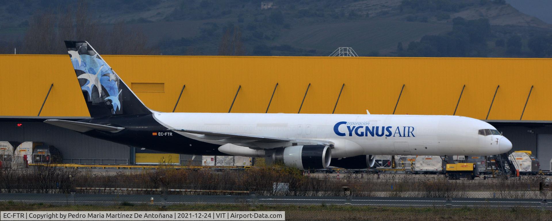 EC-FTR, 1993 Boeing 757-256(PCF) C/N 26239, Aeropuerto de Foronda - Vitoria-Gasteiz - Euskadi - España
