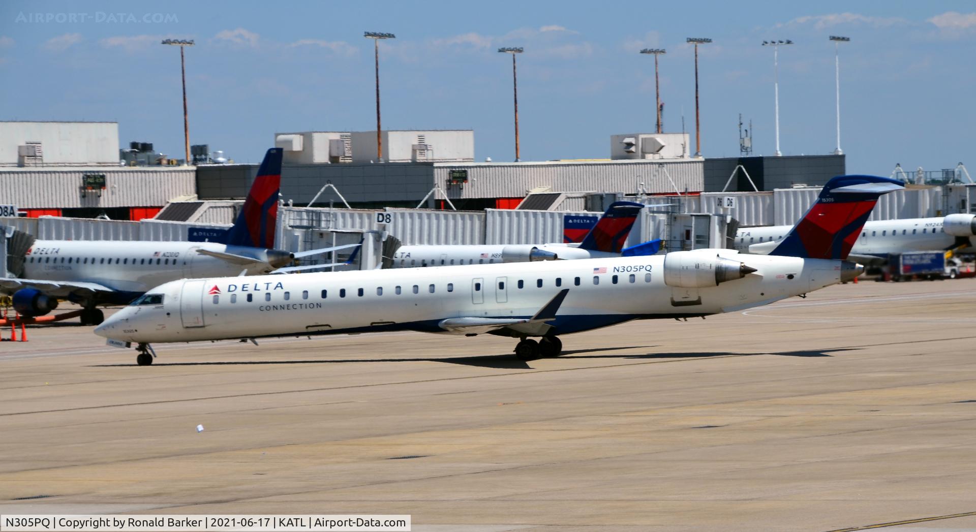 N305PQ, 2014 Bombardier CRJ-900LR (CL-600-2D24) C/N 15305, Taxi Atlanta