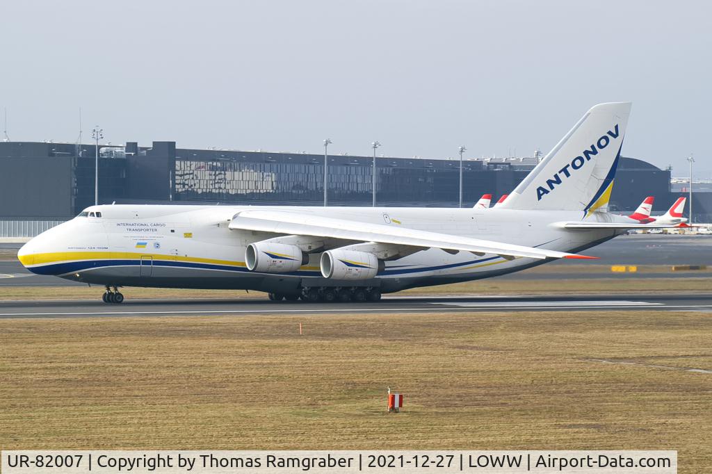 UR-82007, 1988 Antonov An-124-100 Ruslan C/N 19530501005, Antonov Airlines Antonov An-124