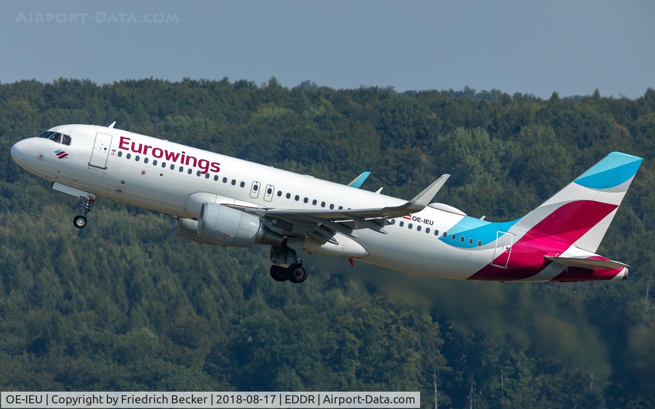 OE-IEU, 2016 Airbus A320-214 C/N 6953, departure via RW27