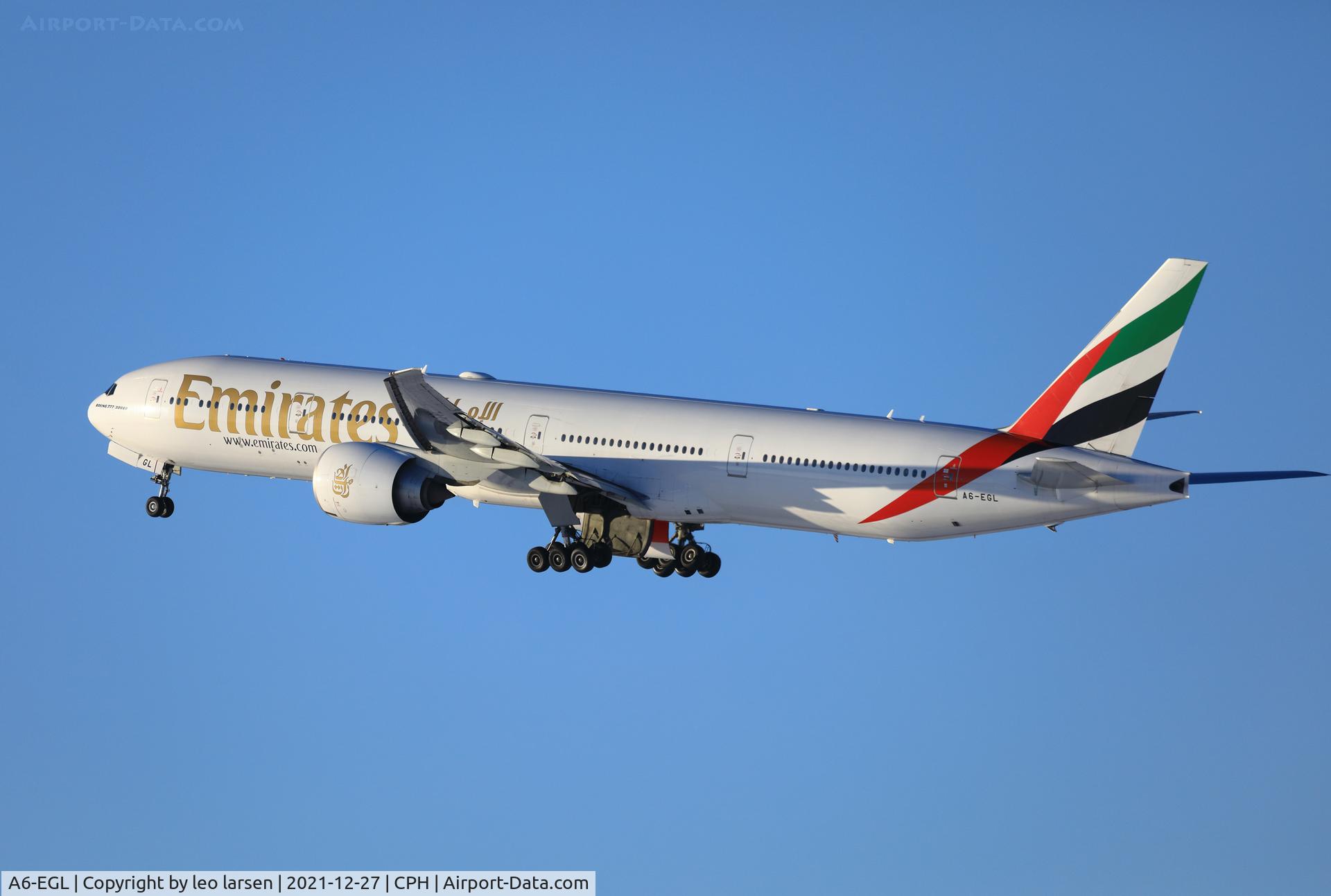 A6-EGL, 2011 Boeing 777-31H/ER C/N 41072, Copenhagen 27.12.2021