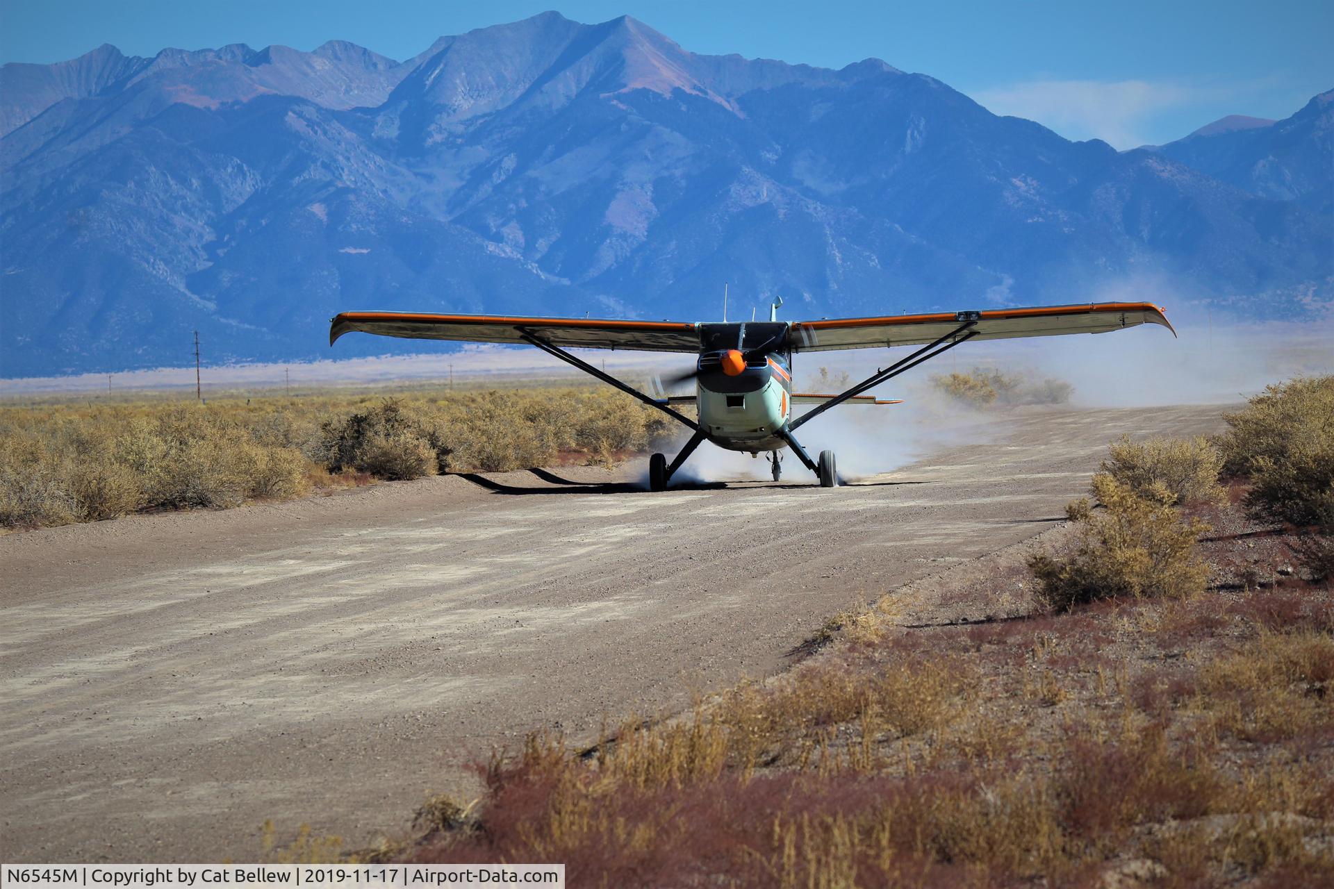 N6545M, 1948 Stinson 108-3 Voyager C/N 108-4545, Landing at Hooper hot springs Colorado.