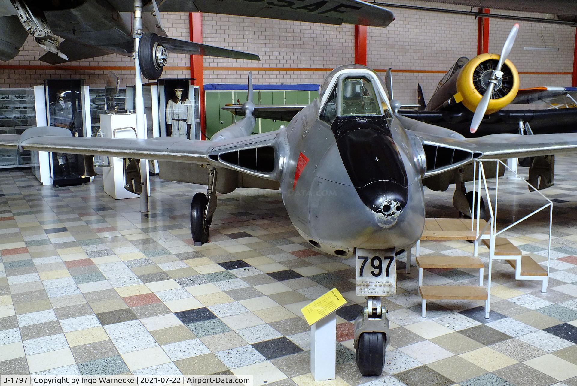 J-1797, De Havilland (F+W Emmen) DH-112 Venom FB.54 C/N 967, De Havilland (F+W Emmen) D.H.112 Venom FB54 at the Flugausstellung P. Junior, Hermeskeil