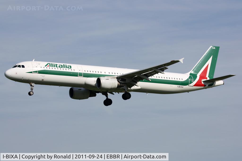 I-BIXA, 1994 Airbus A321-112 C/N 477, at bru