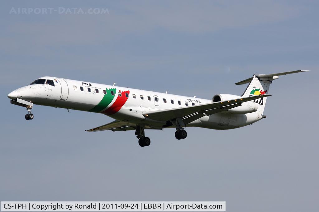 CS-TPH, 1997 Embraer EMB-145EP (ERJ-145EP) C/N 145017, at bru