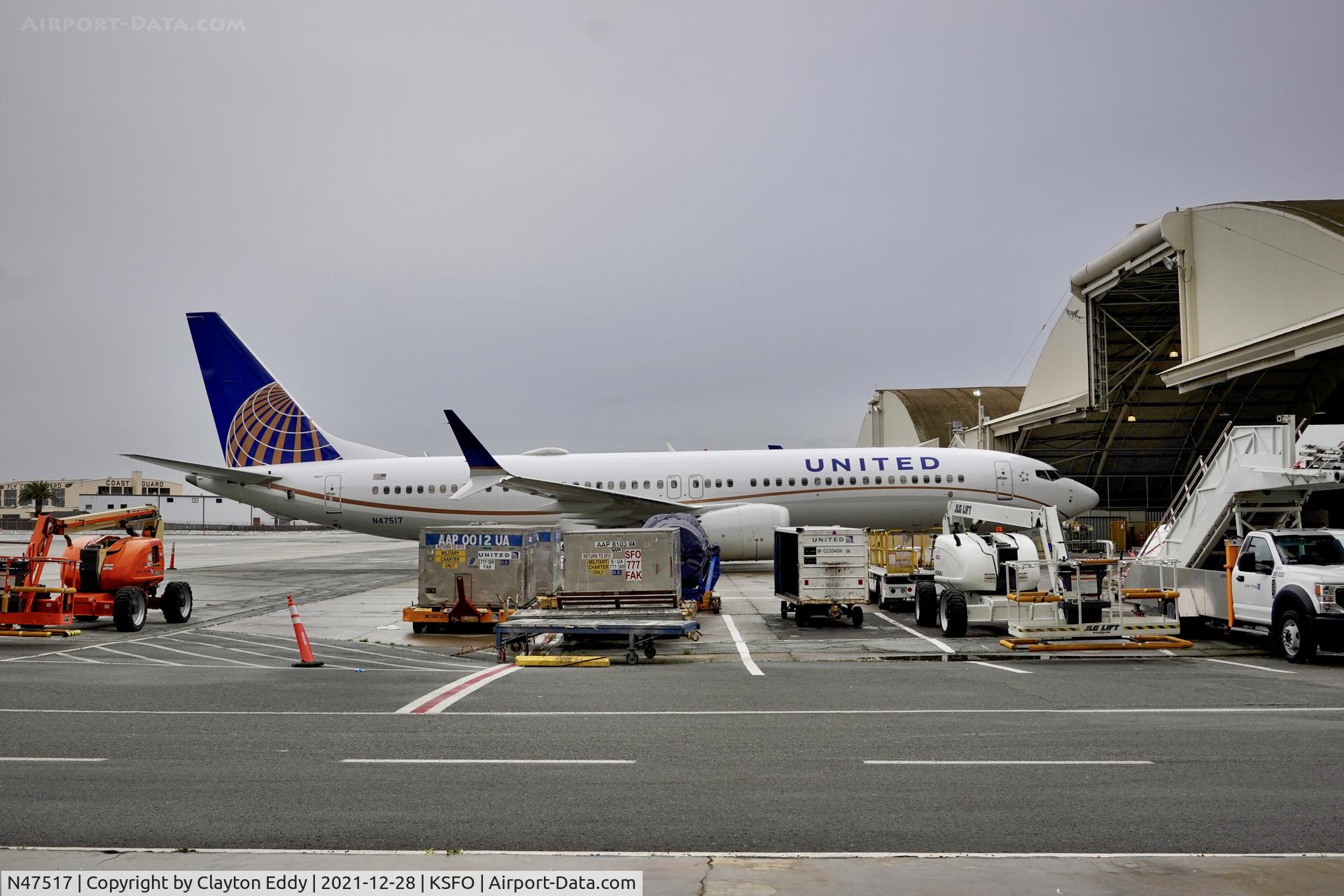 N47517, 2019 Boeing 737-9 MAX C/N 43456, SFO 2021.