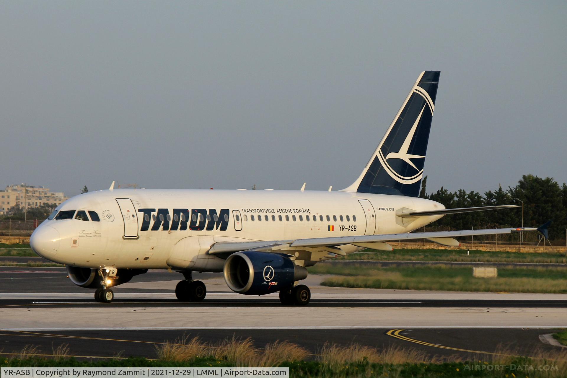 YR-ASB, 2006 Airbus A318-111 C/N 2955, A318 YR-ASB TAROM