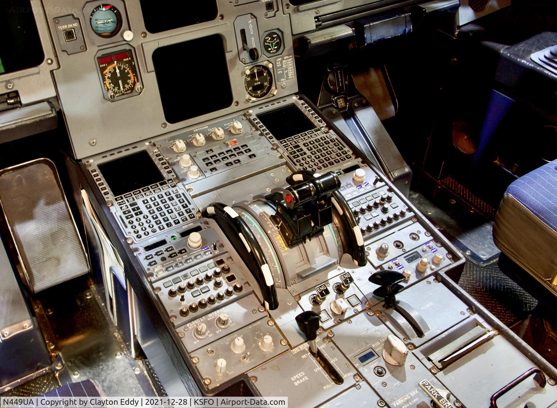 N449UA, 1998 Airbus A320-232 C/N 851, SFO 2021.