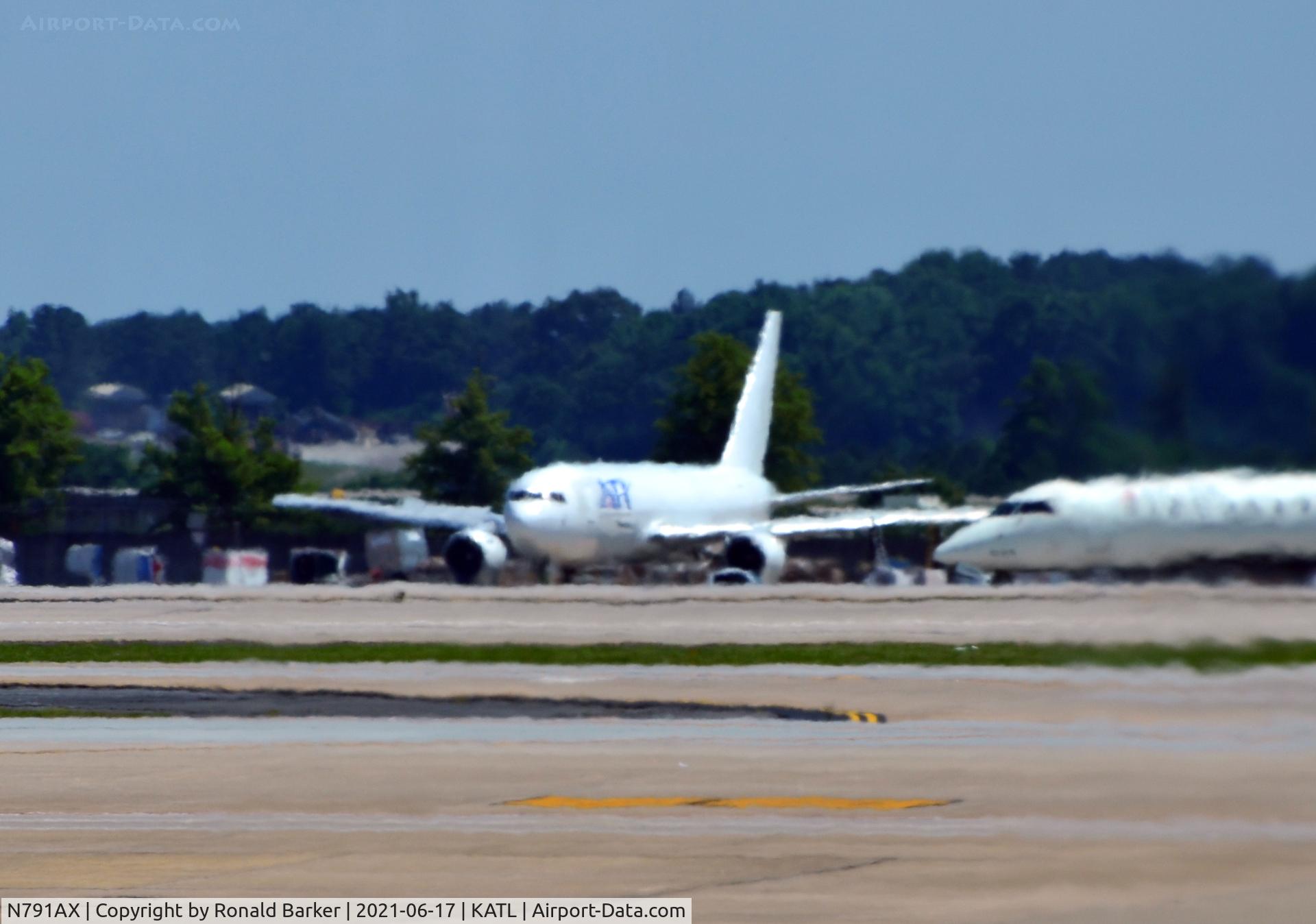 N791AX, 1984 Boeing 767-281 C/N 23141, Taxi Atlanta