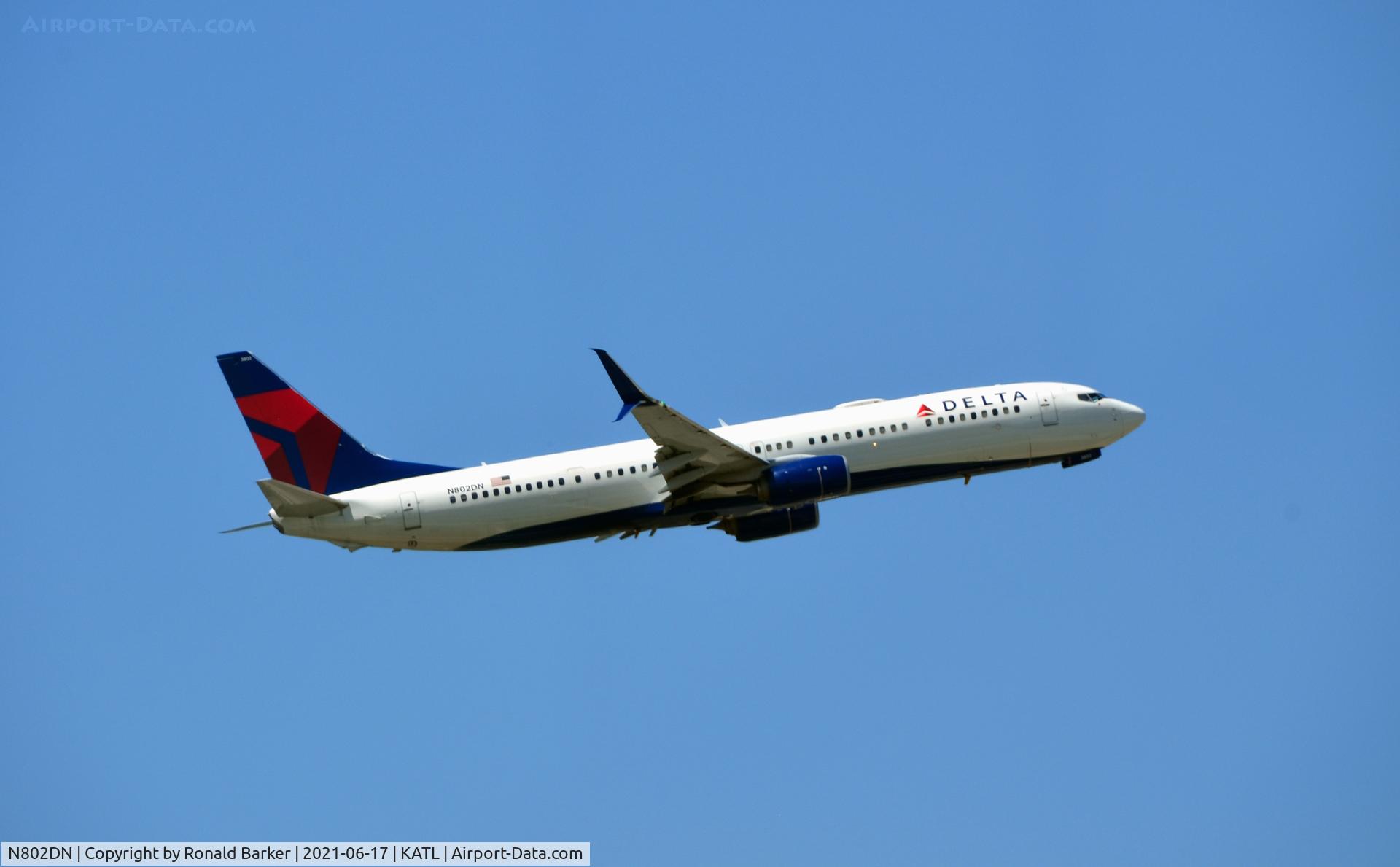 N802DN, 2013 Boeing 737-932/ER C/N 31917, Takeoff Atlanta