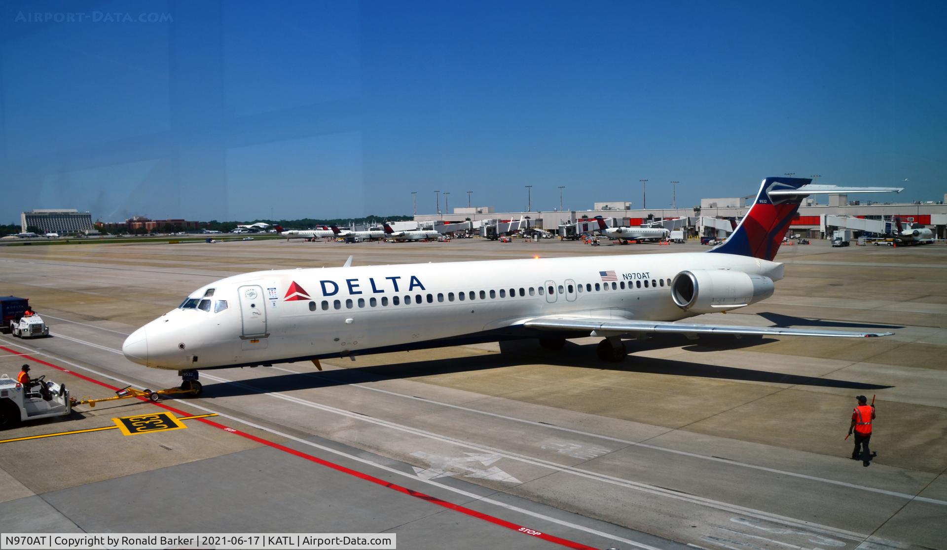 N970AT, 2001 Boeing 717-200 C/N 55031, Pushback Atlanta