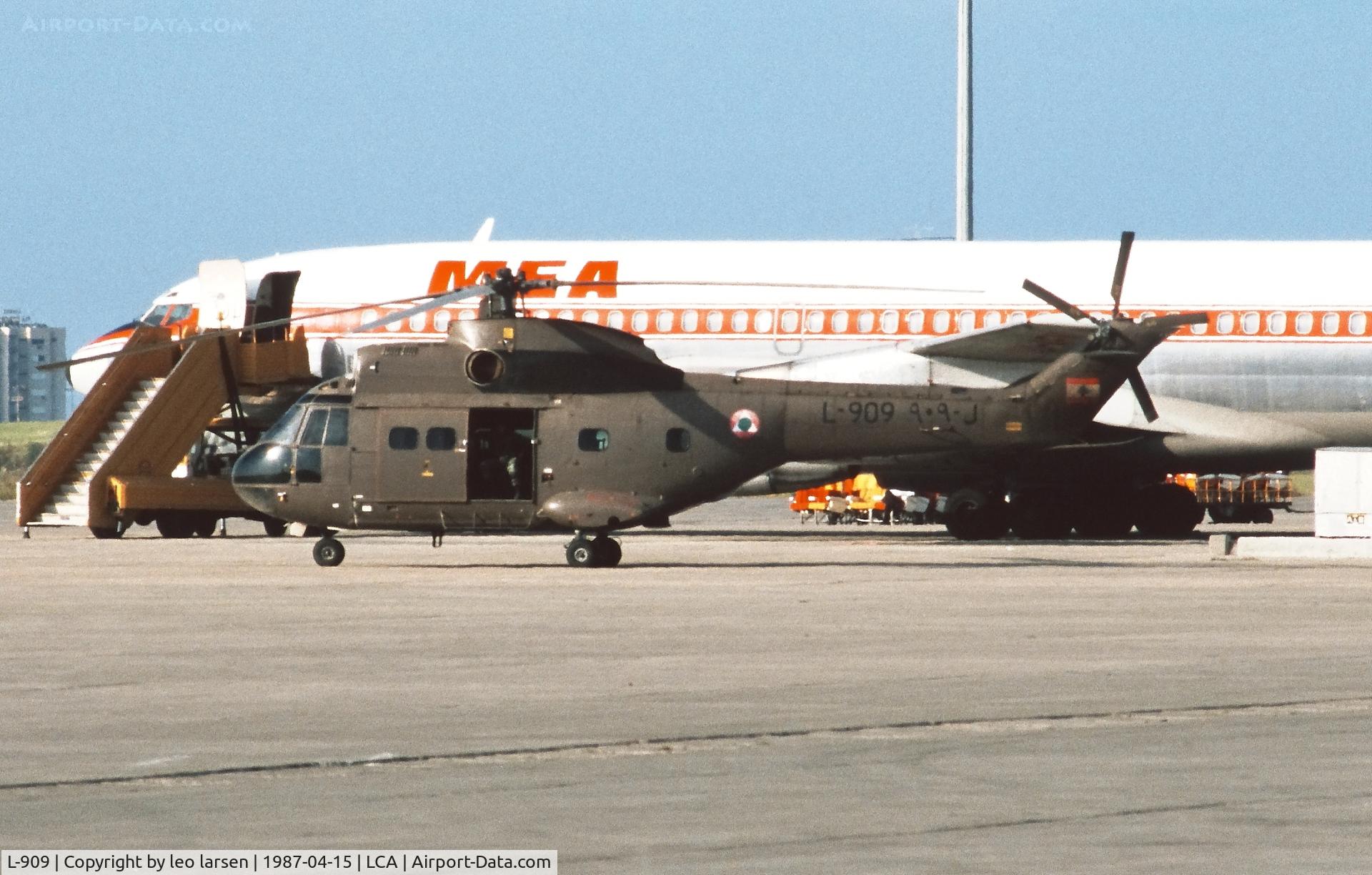 L-909, 1983 IAR SA.330L C/N 5589, Larnaca 15.4.1987