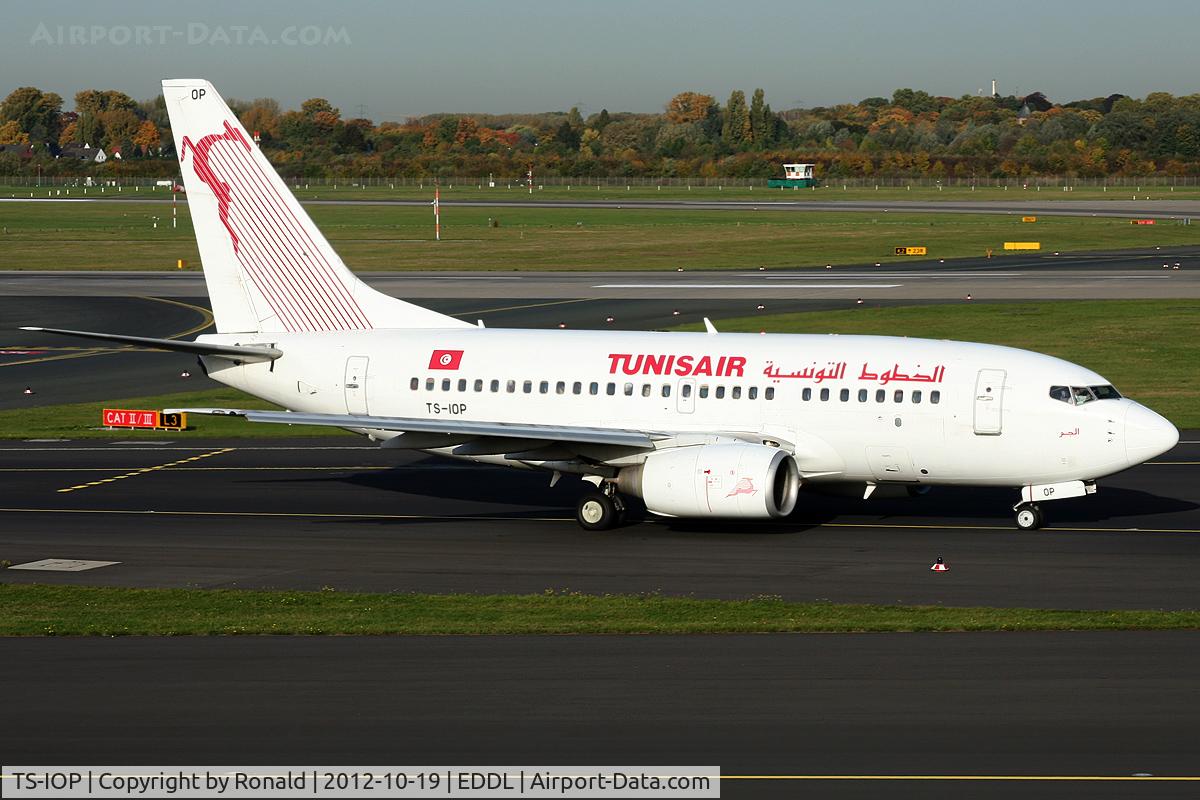 TS-IOP, 2000 Boeing 737-6H3 C/N 29500, at dus