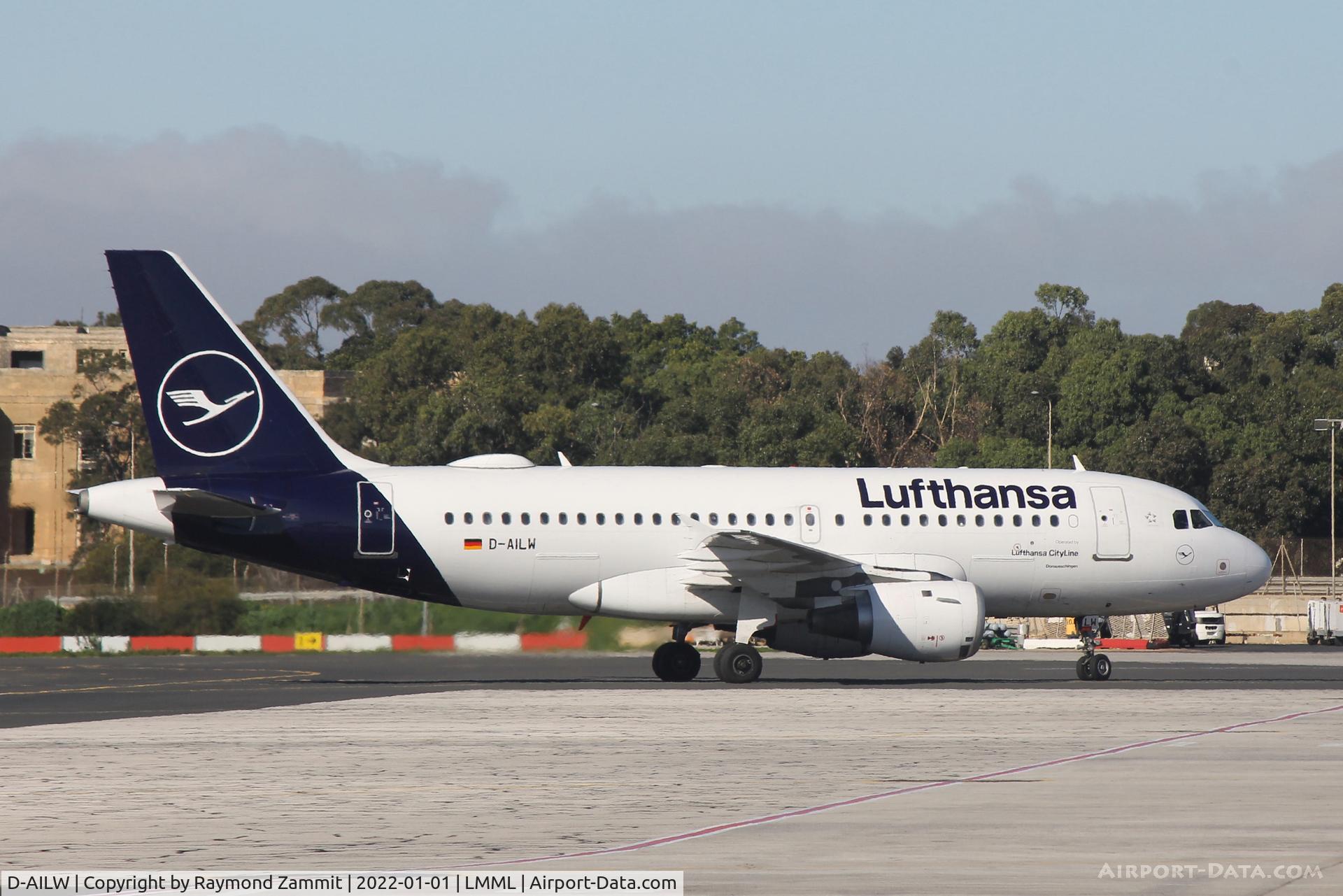 D-AILW, 1998 Airbus A319-114 C/N 853, A319 D-AILW Lufthansa