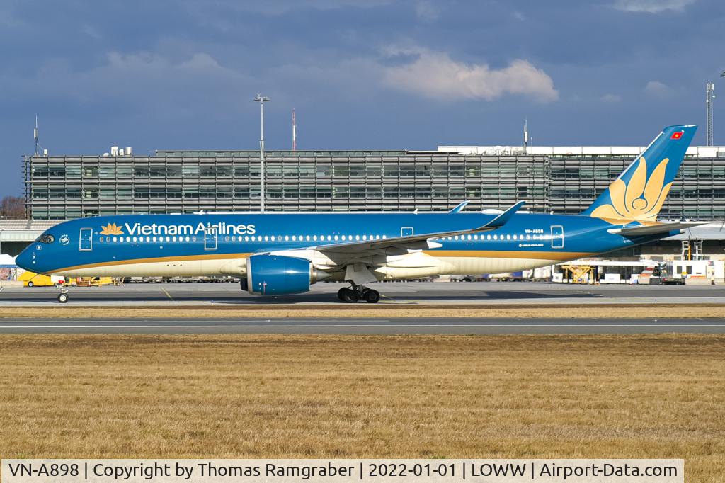 VN-A898, 2019 Airbus A350-941 C/N 279, Vietnam Airlines Airbus A350-900