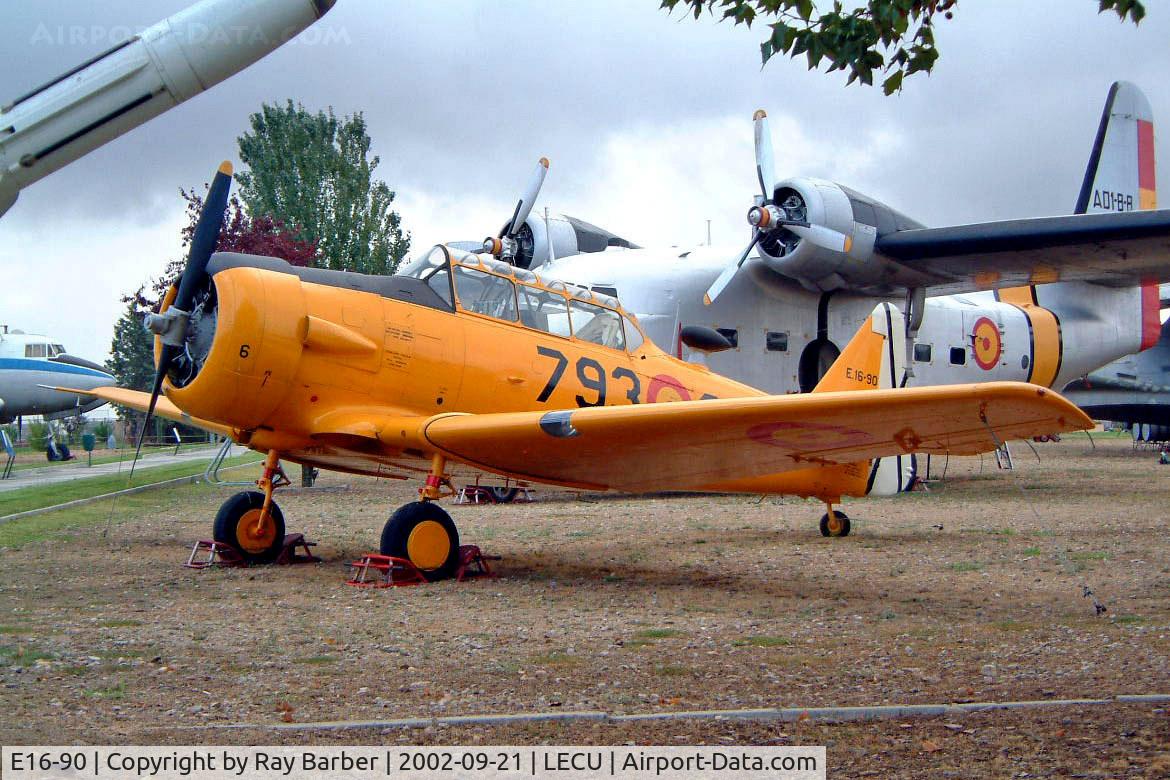 E16-90, 1950 North American T-6G Texan C/N 168-462, E.16-90   North American T-6G Texan [168-462] (Ex Spanish Air Force / Museo del Aire) Madrid-Cuatro Vientos~EC 21/09/2002