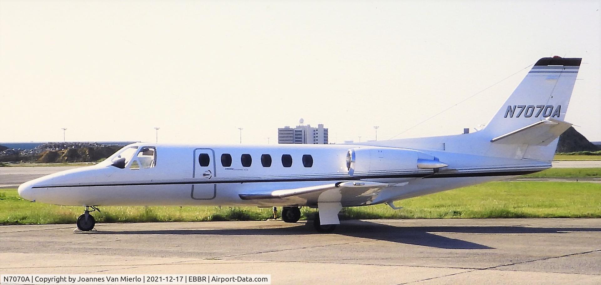 N7070A, 1985 Cessna S550 Citation IIS C/N S550-0068, Slide scan