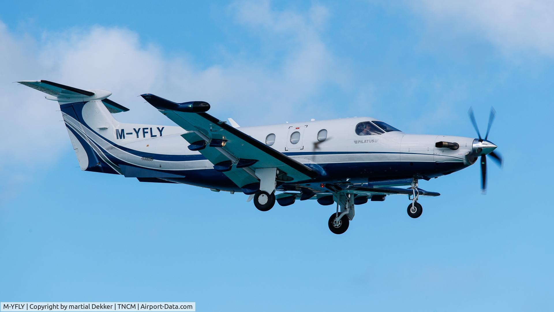 M-YFLY, 2009 Pilatus PC-12/47E C/N 1110, Maho beach