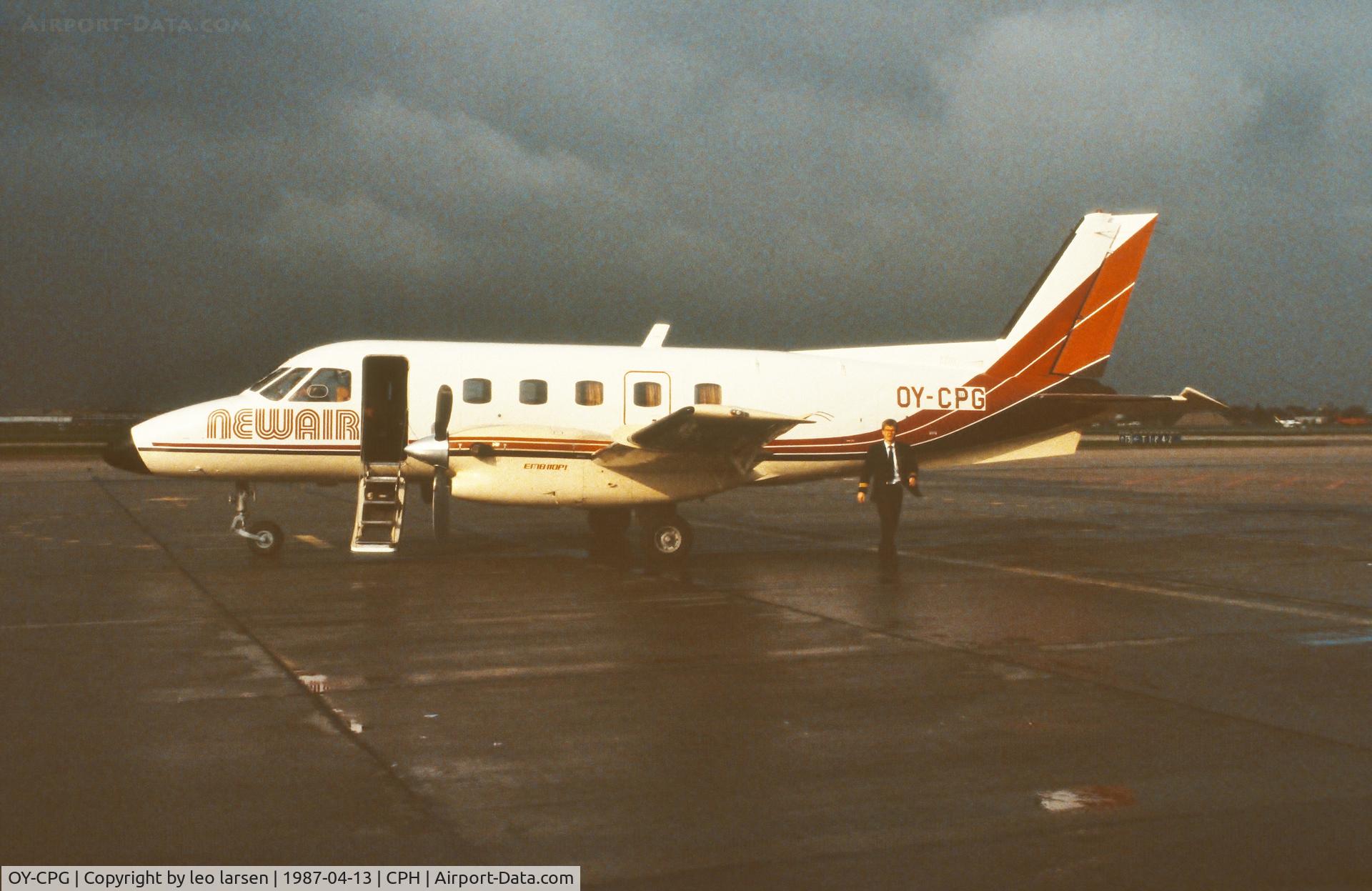 OY-CPG, 1982 Embraer EMB-110P1 Bandeirante C/N 110405, Copenhagen 13.4.1987