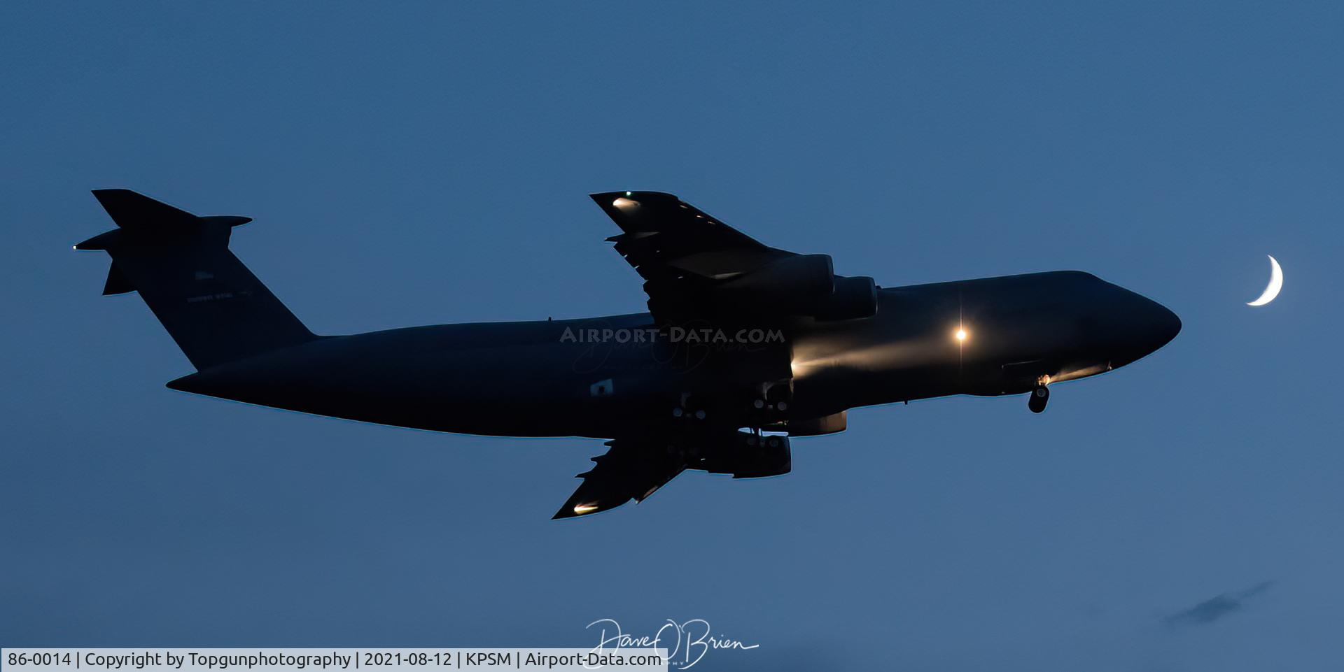 86-0014, Lockheed C-5M Super Galaxy C/N 500-0100, RODD99 working RW34