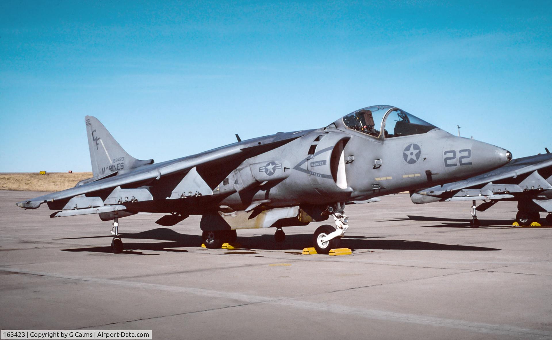 163423, McDonnell Douglas AV-8B Harrier II C/N 124, 163423 in 1995