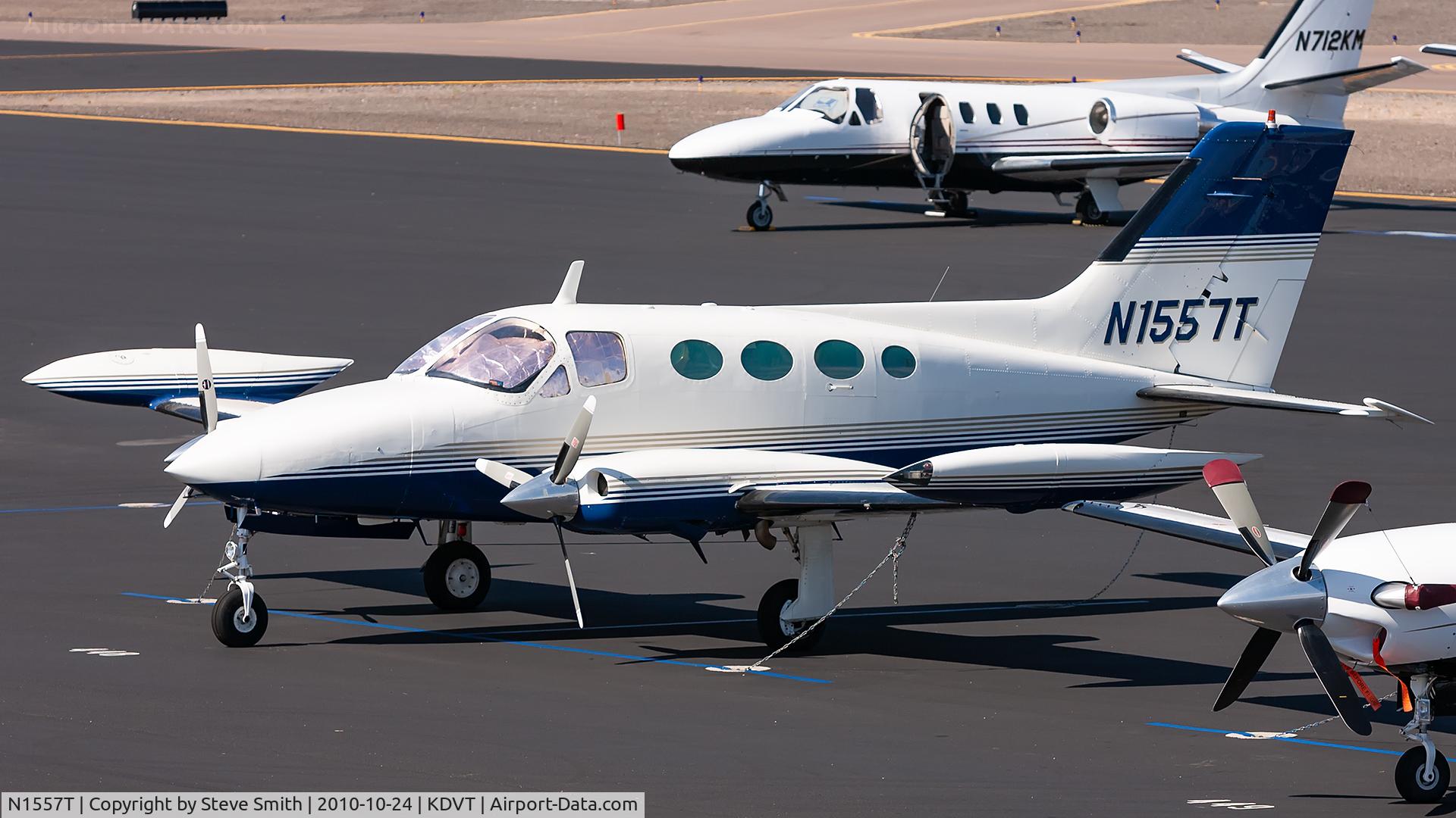 N1557T, 1972 Cessna 414 Chancellor C/N 414-0272, On Pan Phoenix Deer Valley.