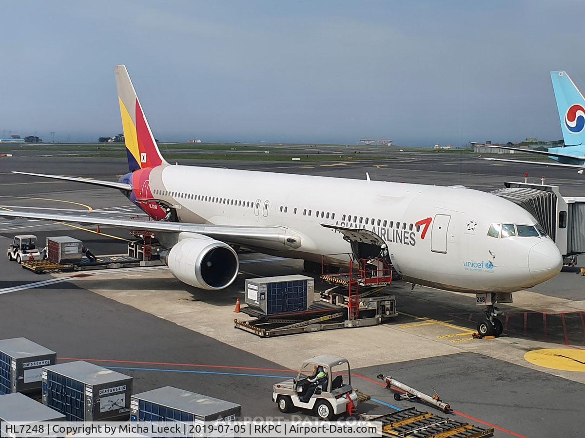 HL7248, 1995 Boeing 767-38E C/N 25758, At Jeju