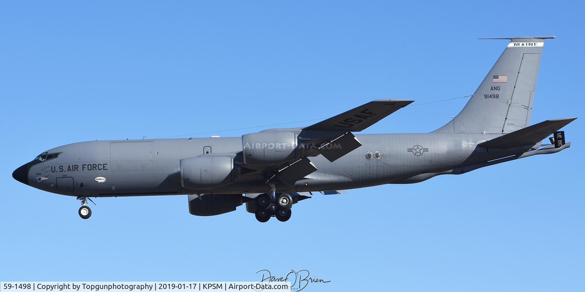 59-1498, 1959 Boeing KC-135R Stratotanker C/N 17986, MAINE86 working RW34
