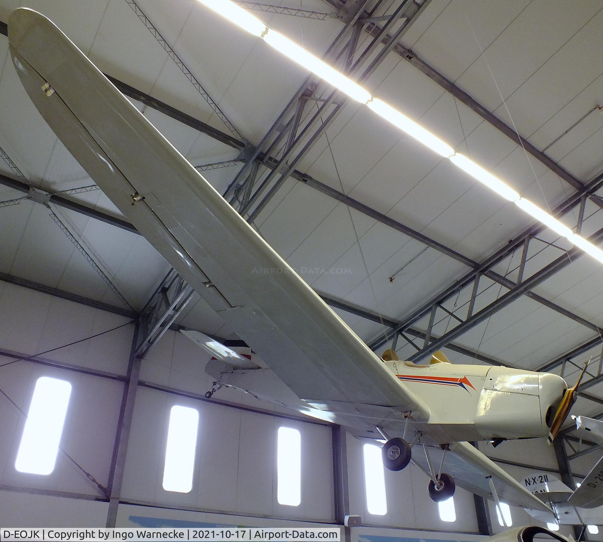 D-EOJK, 1989 Josef Kurz Klemm L25 replica C/N 01, Klemm (Josef Kurz) L 25 replica, displayed in pre-war colours without registration at the Luftfahrtmuseum Laatzen, Laatzen (Hannover)
