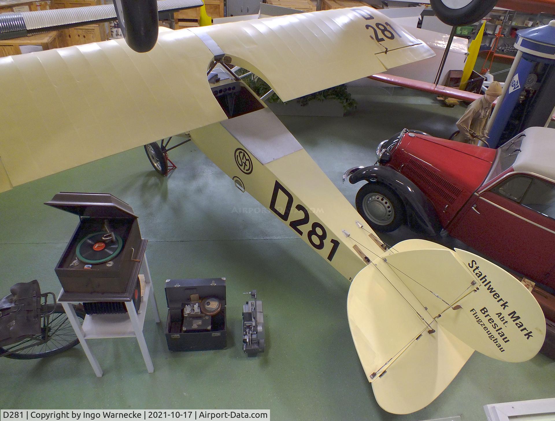 D281, Rieseler RIII 22 C/N Not found, Rieseler / Stahlwerk Mark R III/22 Mark-Eindecker replica at the Luftfahrtmuseum Laatzen, Laatzen (Hannover)