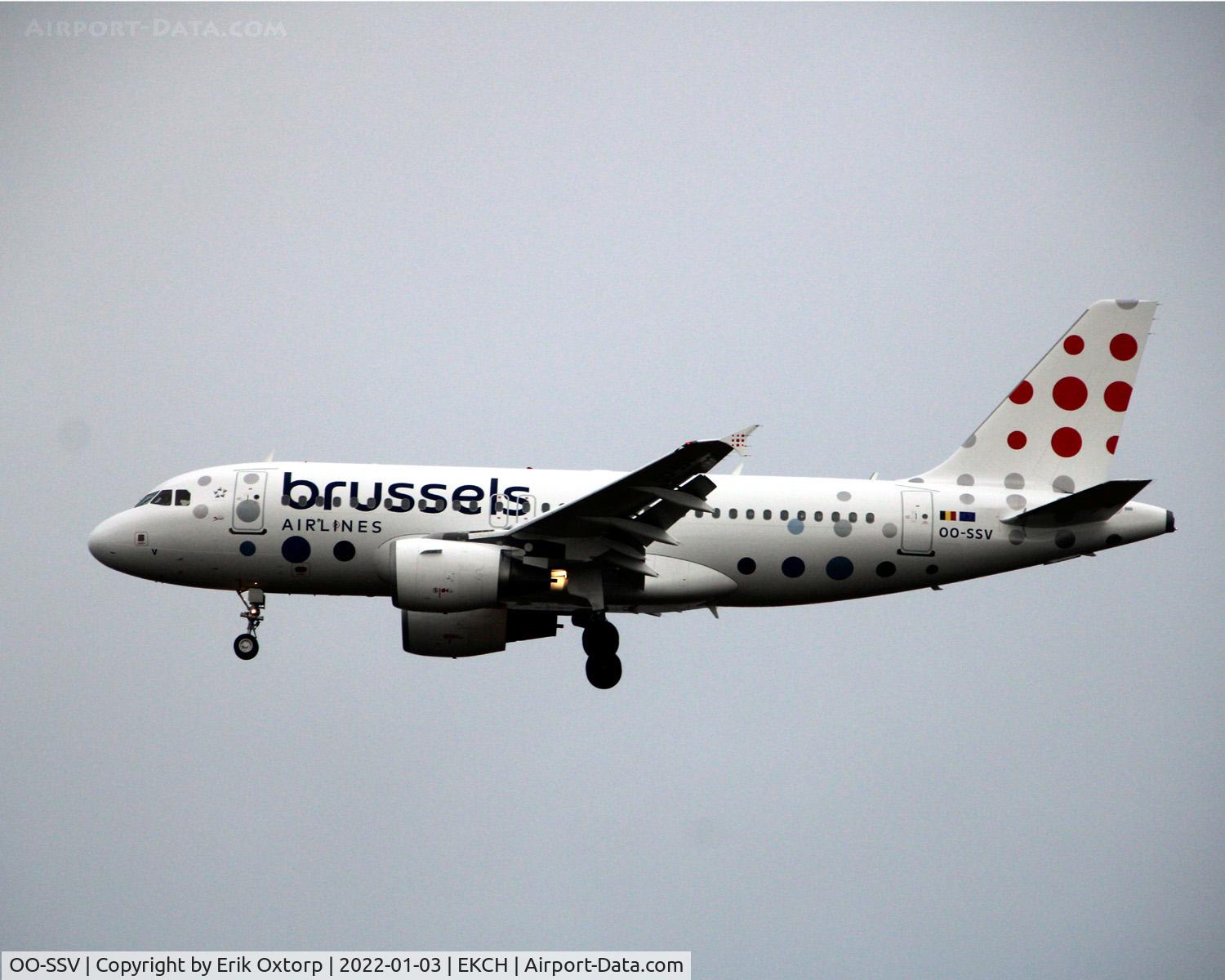 OO-SSV, 2004 Airbus A319-111 C/N 2196, OO-SSV landing rw 22L