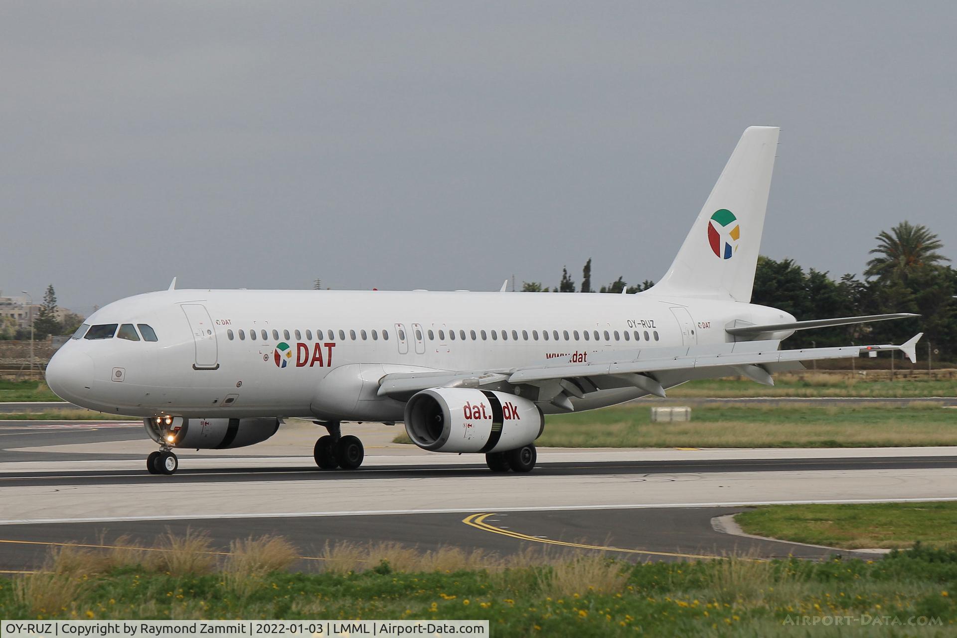 OY-RUZ, 1998 Airbus A320-233 C/N 839, A320 OY-RUZ Danish Air Transport