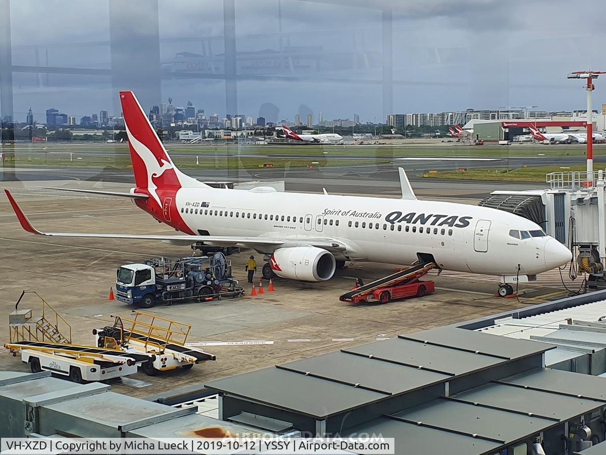 VH-XZD, 2013 Boeing 737-838 C/N 39368, At Mascot