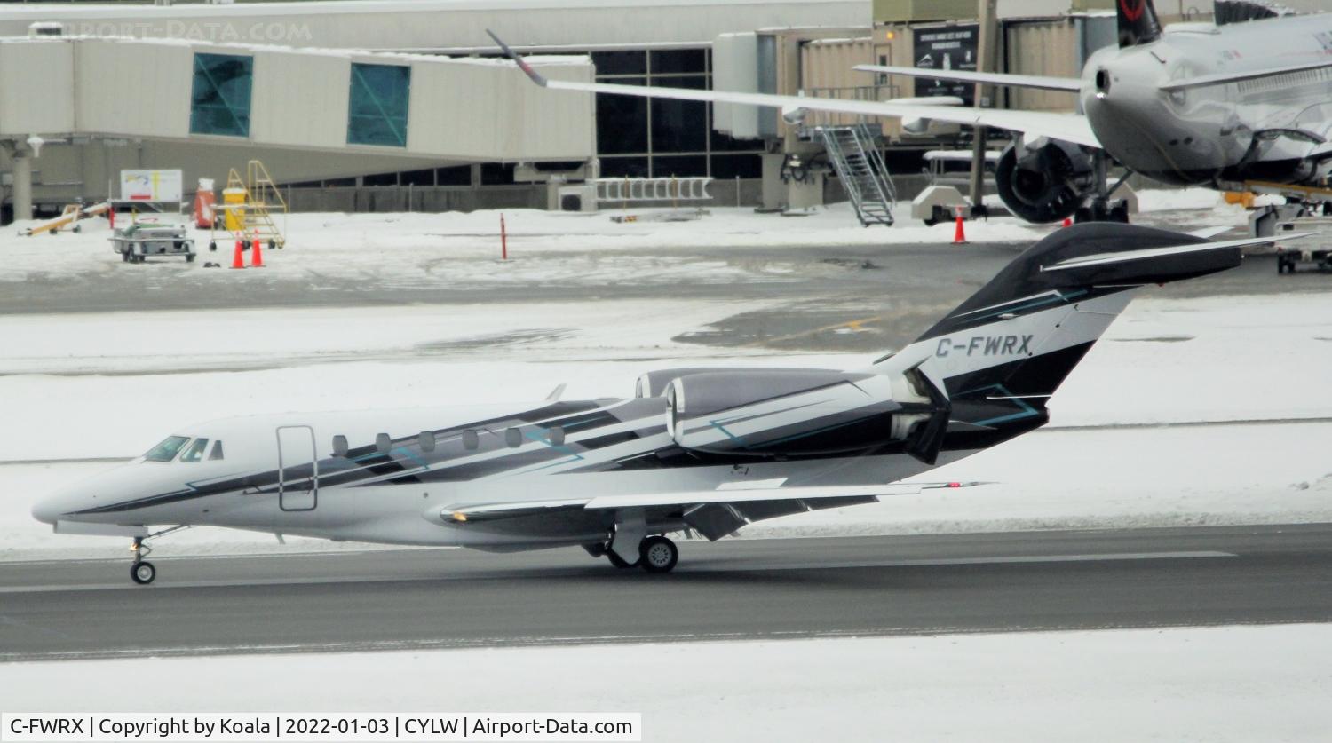 C-FWRX, 2003 Cessna 750 Citation X Citation X C/N 750-0212, Surprising arrival.
