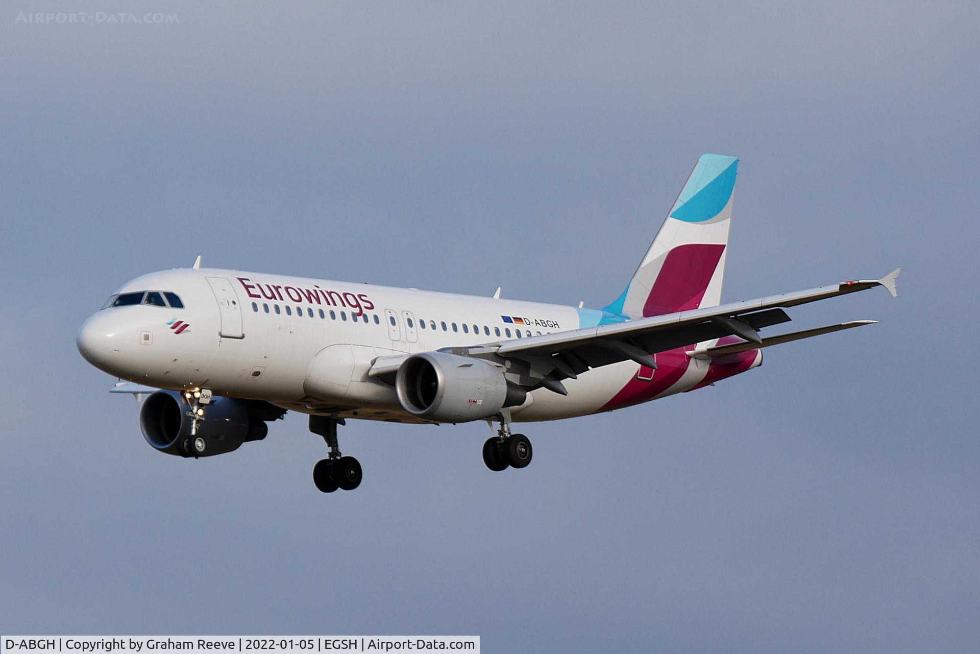 D-ABGH, 2007 Airbus A319-111 C/N 3245, Landing at Norwich.