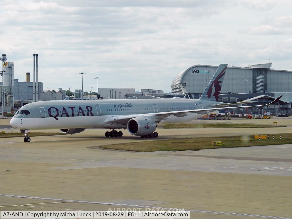 A7-AND, 2018 Airbus A350-1041 C/N 125, At Heathrow