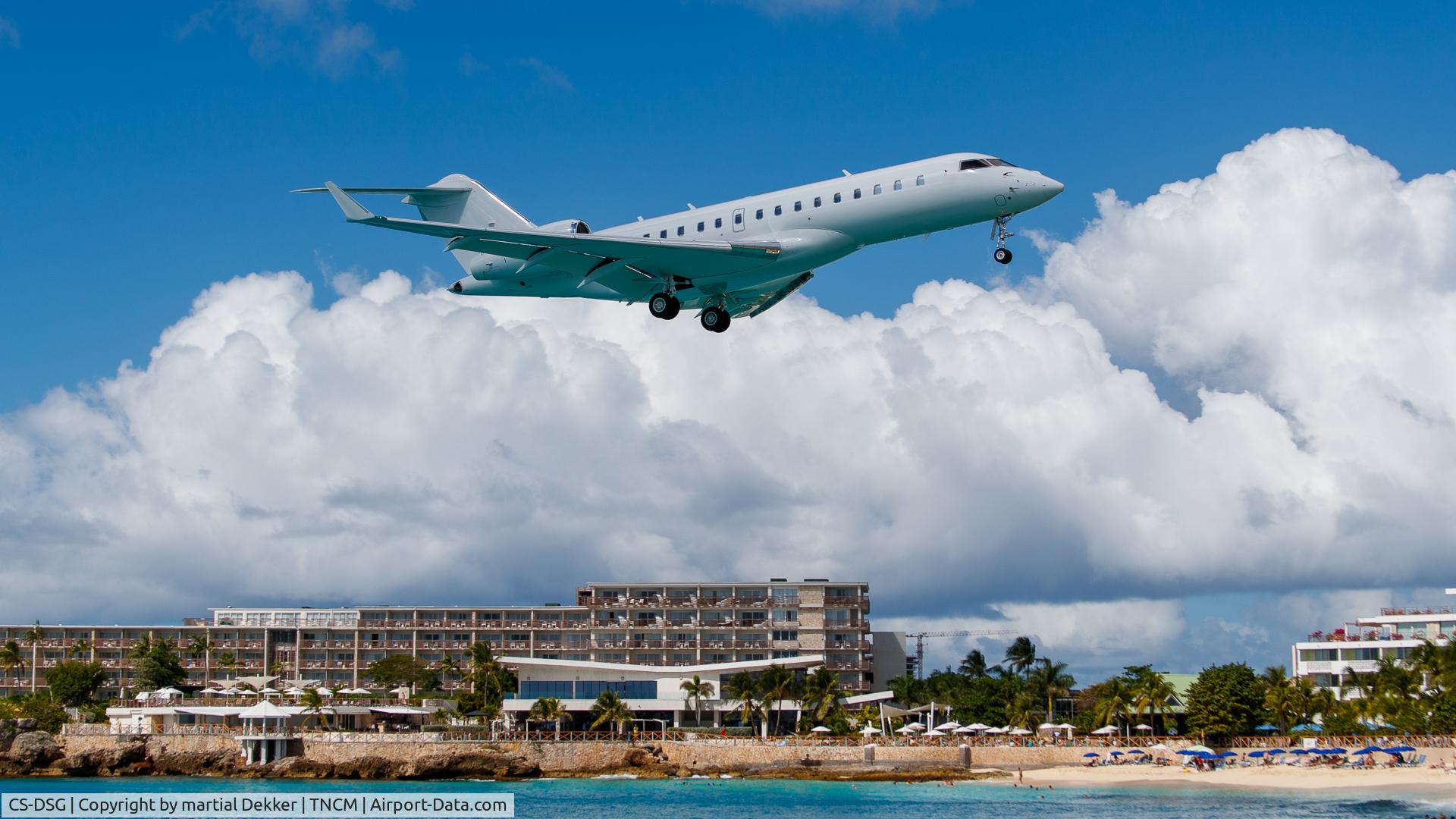 CS-DSG, 2018 Bombardier BD 700-1A10 Global 6000 C/N 9843, Maho beach