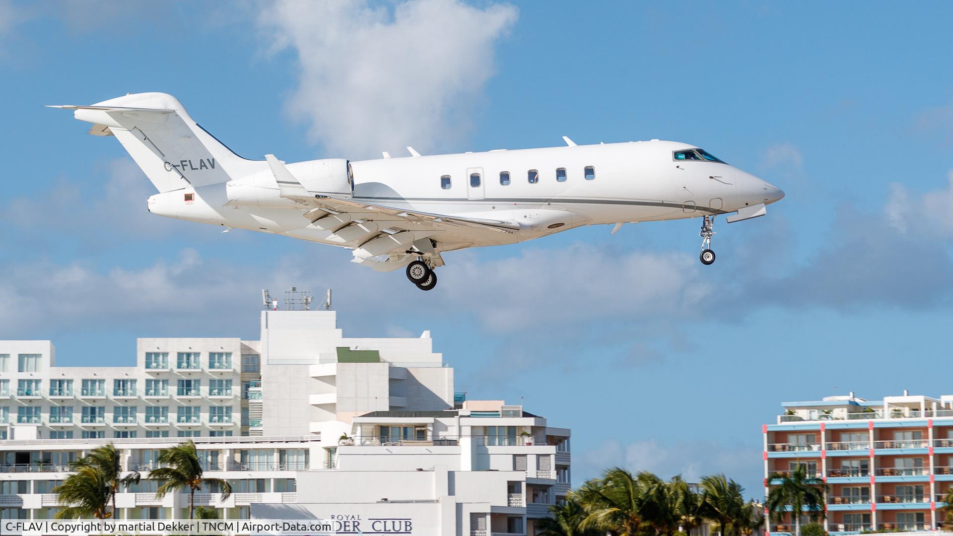C-FLAV, 2004 Bombardier Challenger 300 (BD-100-1A10) C/N 20015, Maho beach