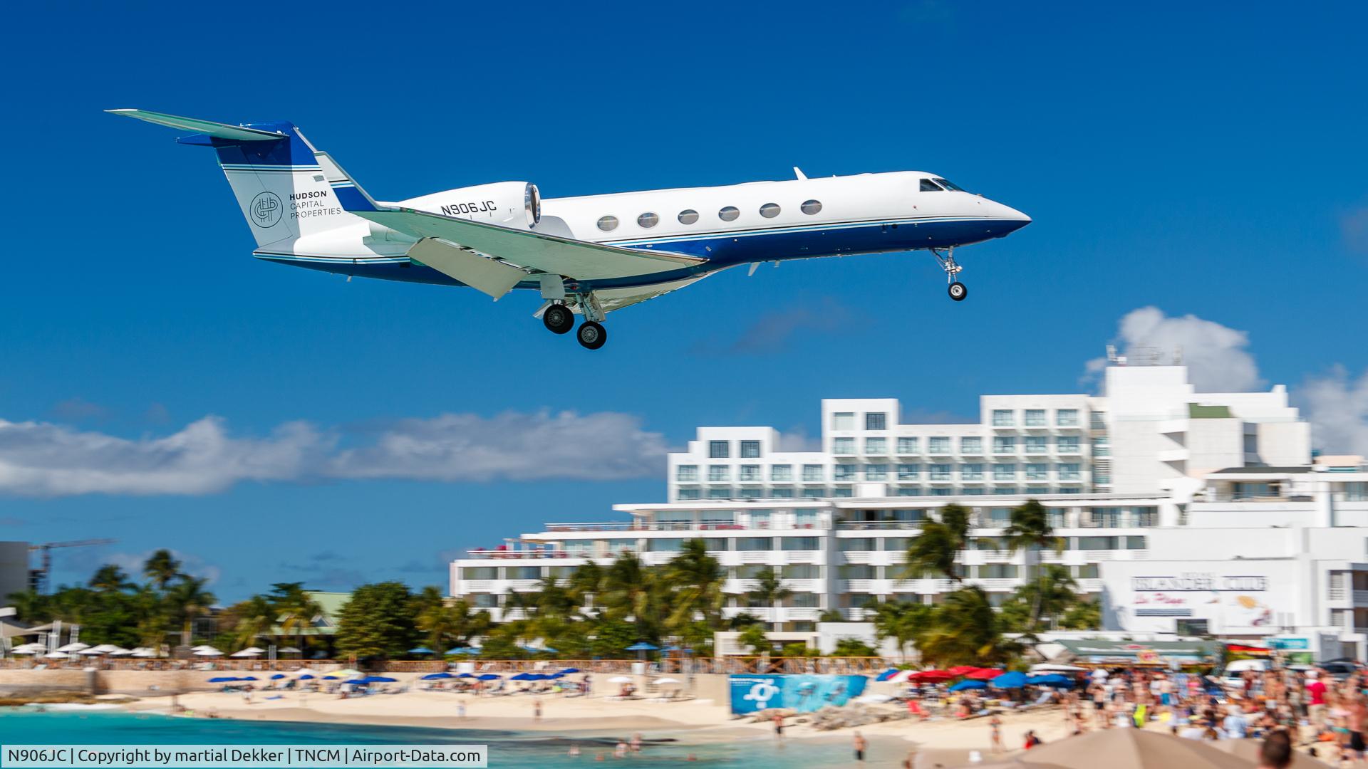 N906JC, 2005 Gulfstream Aerospace GIV-X (G350) C/N 4026, Maho beach