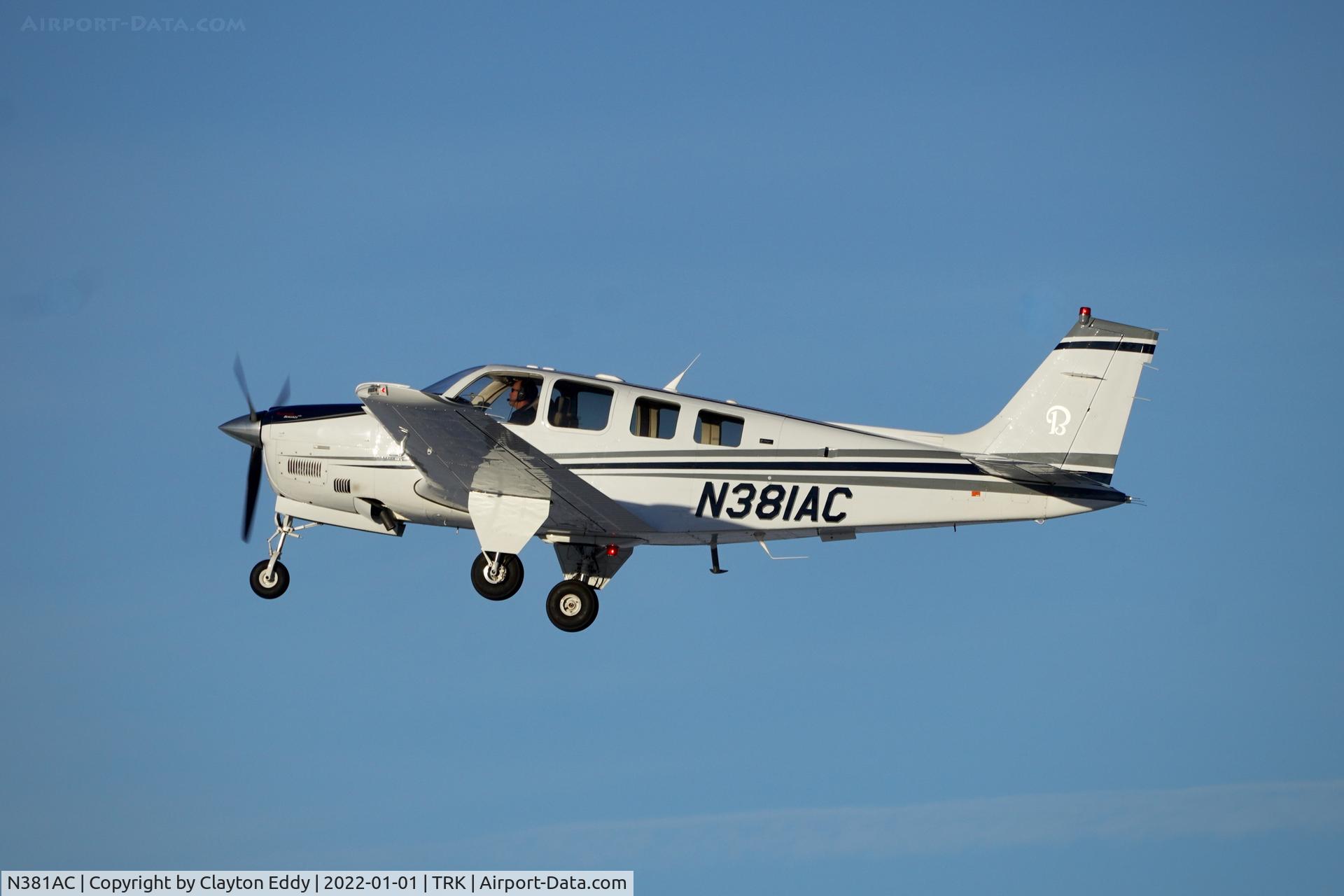 N381AC, 2007 Raytheon Aircraft Company G36 C/N E-3759, Truckee airport in California 2022.
