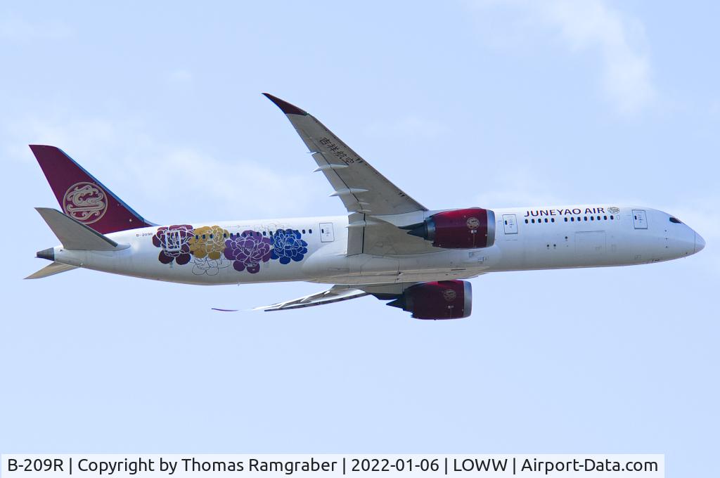 B-209R, 2019 Boeing 787-9 Dreamliner Dreamliner C/N 64315, Juneyao Airlines Boeing 787-9 Dreamliner 