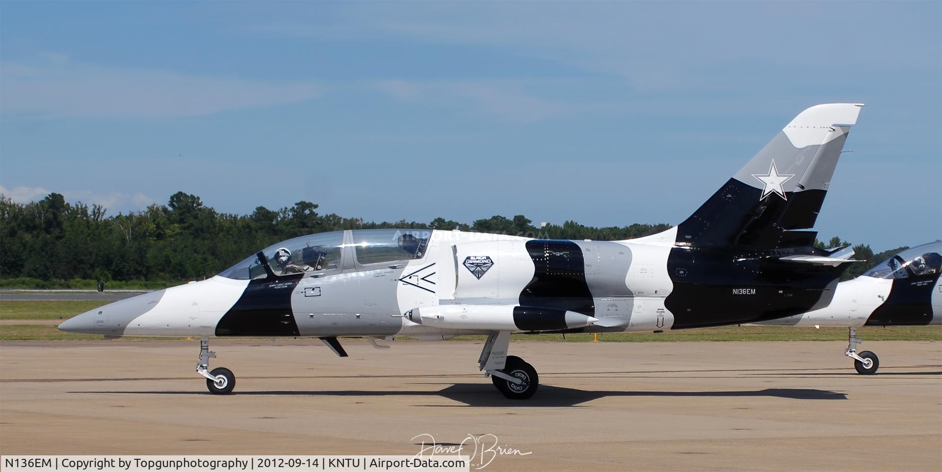 N136EM, 1984 Aero L-39C Albatros C/N 432917, Heavy Metal Jet Team L-39