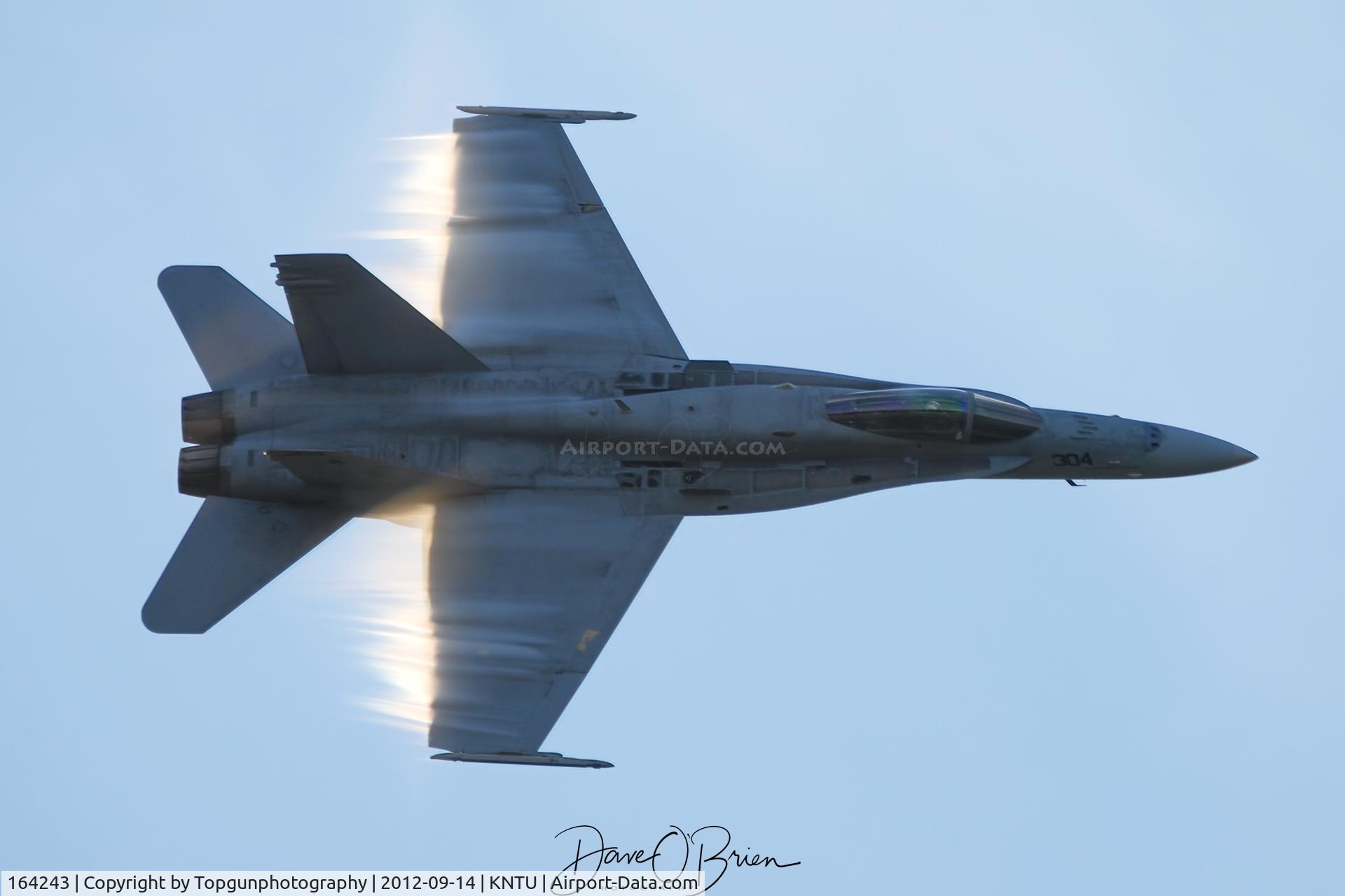 164243, McDonnell Douglas F/A-18C Hornet C/N 1006/C227, time to buzz the tower, evening fly by