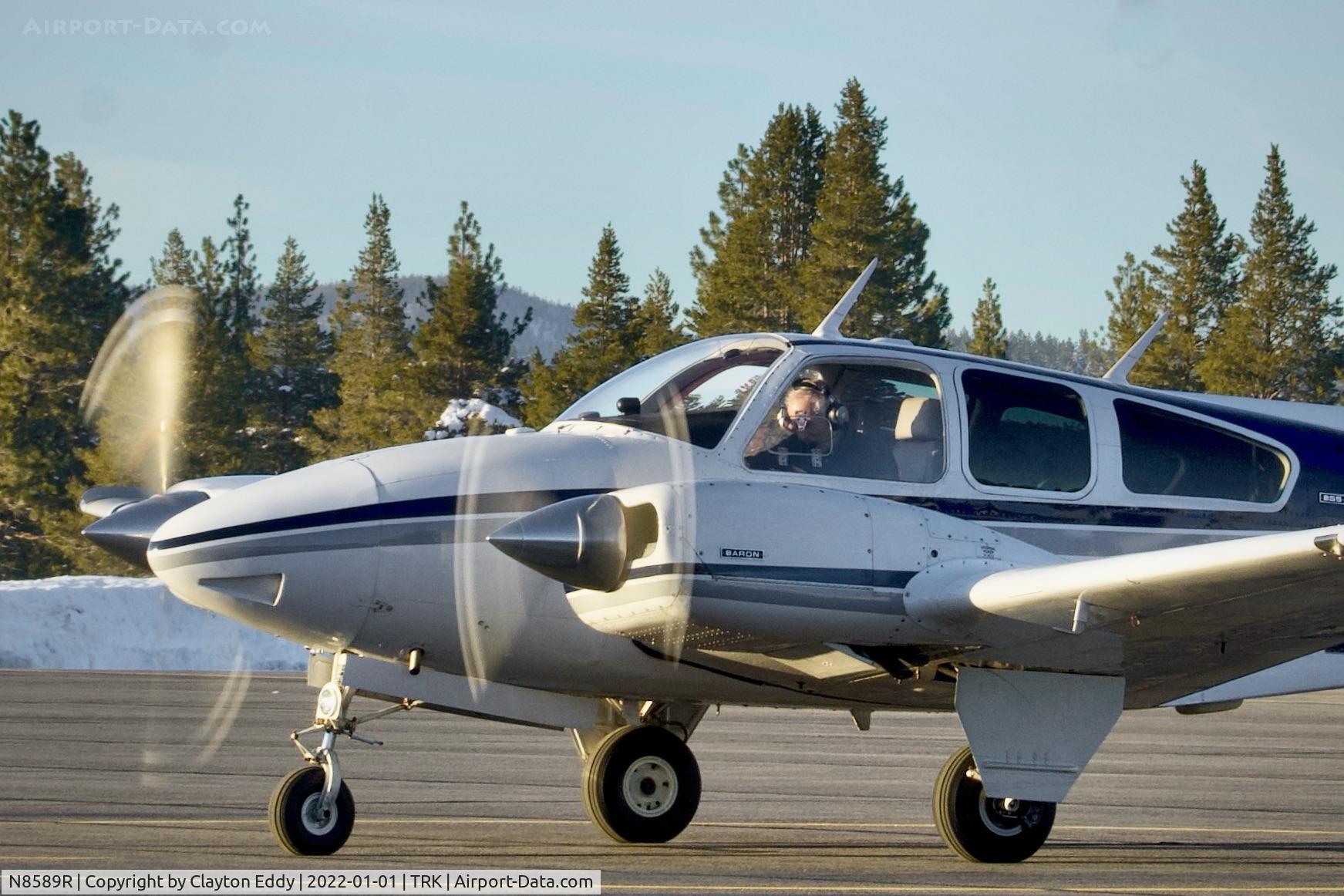 N8589R, 1974 Beech 95-B55 (T42A) Baron C/N TC-1775, Truckee airport California 2022.