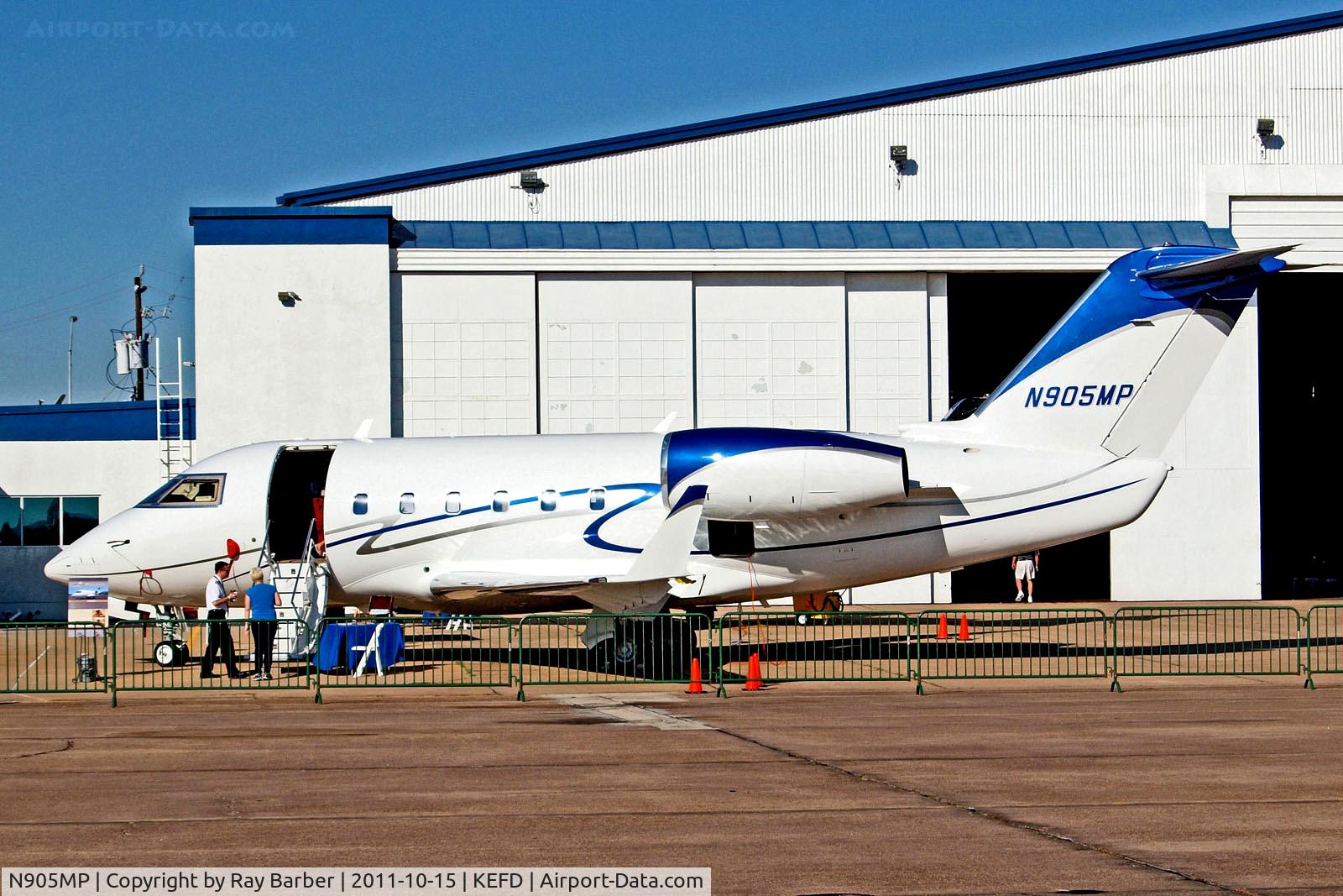 N905MP, 1982 Canadair Challenger 600 (CL-600-1A11) C/N 1039, N905MP   Canadair Challenger 600  [1039] Houston-Ellington Field~N 15/10/2011