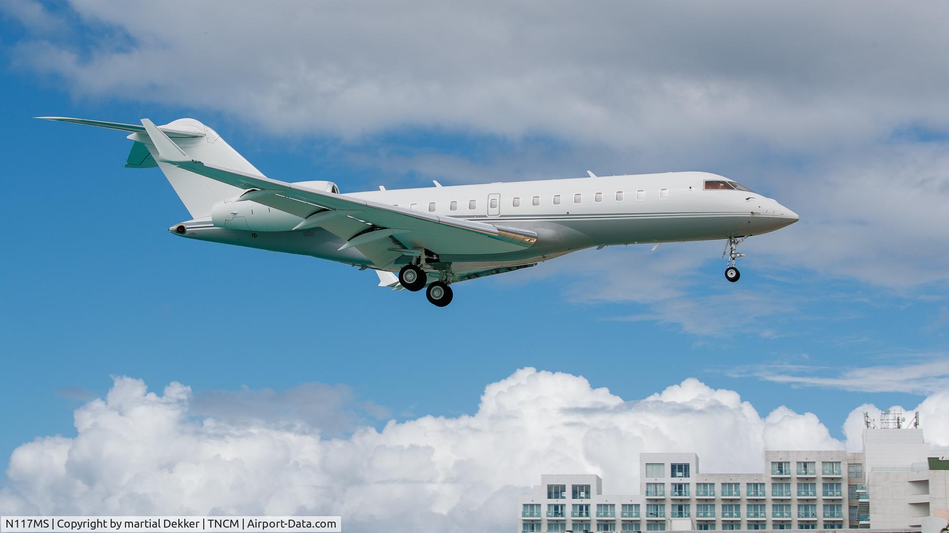 N117MS, 2010 Bombardier BD-700-1A11 Global 5000 C/N 9386, Maho beach