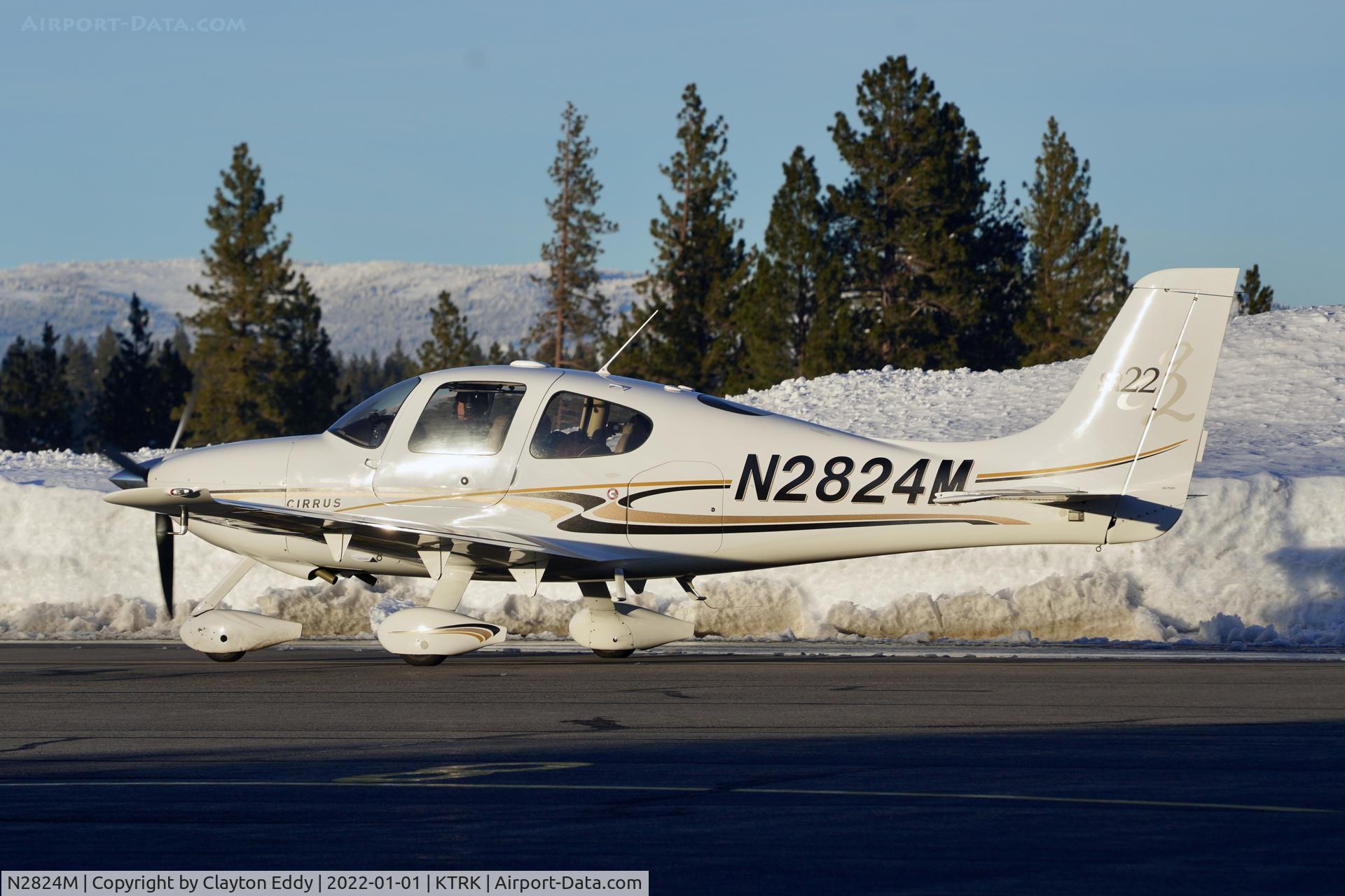 N2824M, 2004 Cirrus SR22 G2 C/N 1144, Truckee airport California 2022.